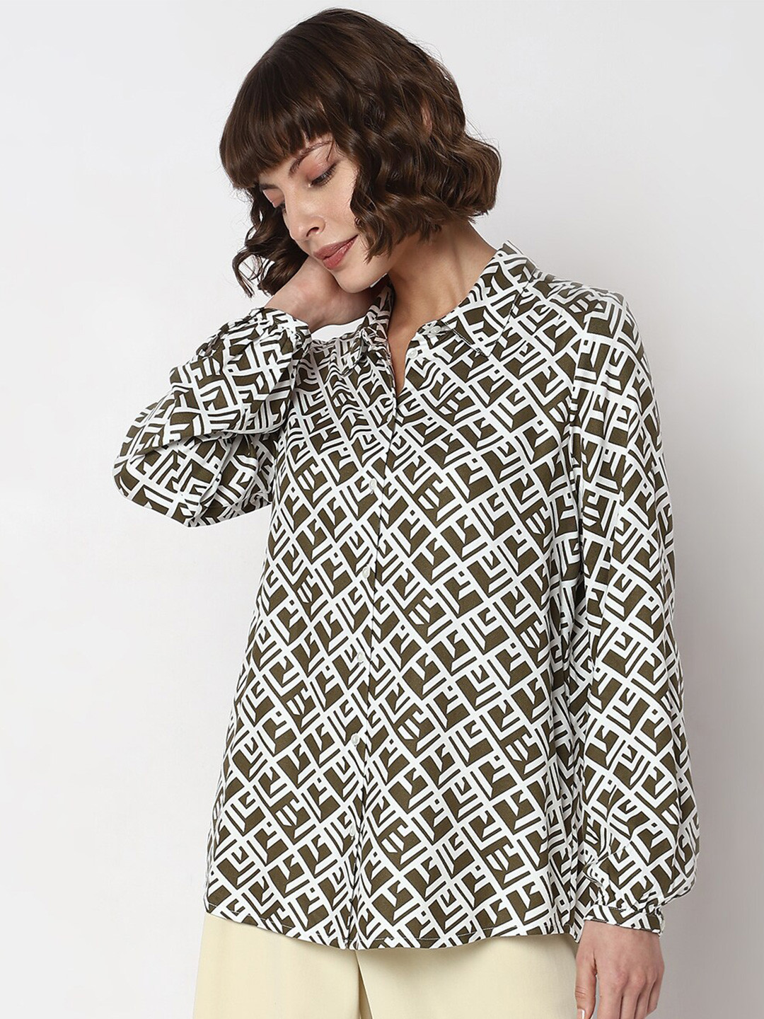 

Vero Moda Geometric Printed Casual Shirt, White