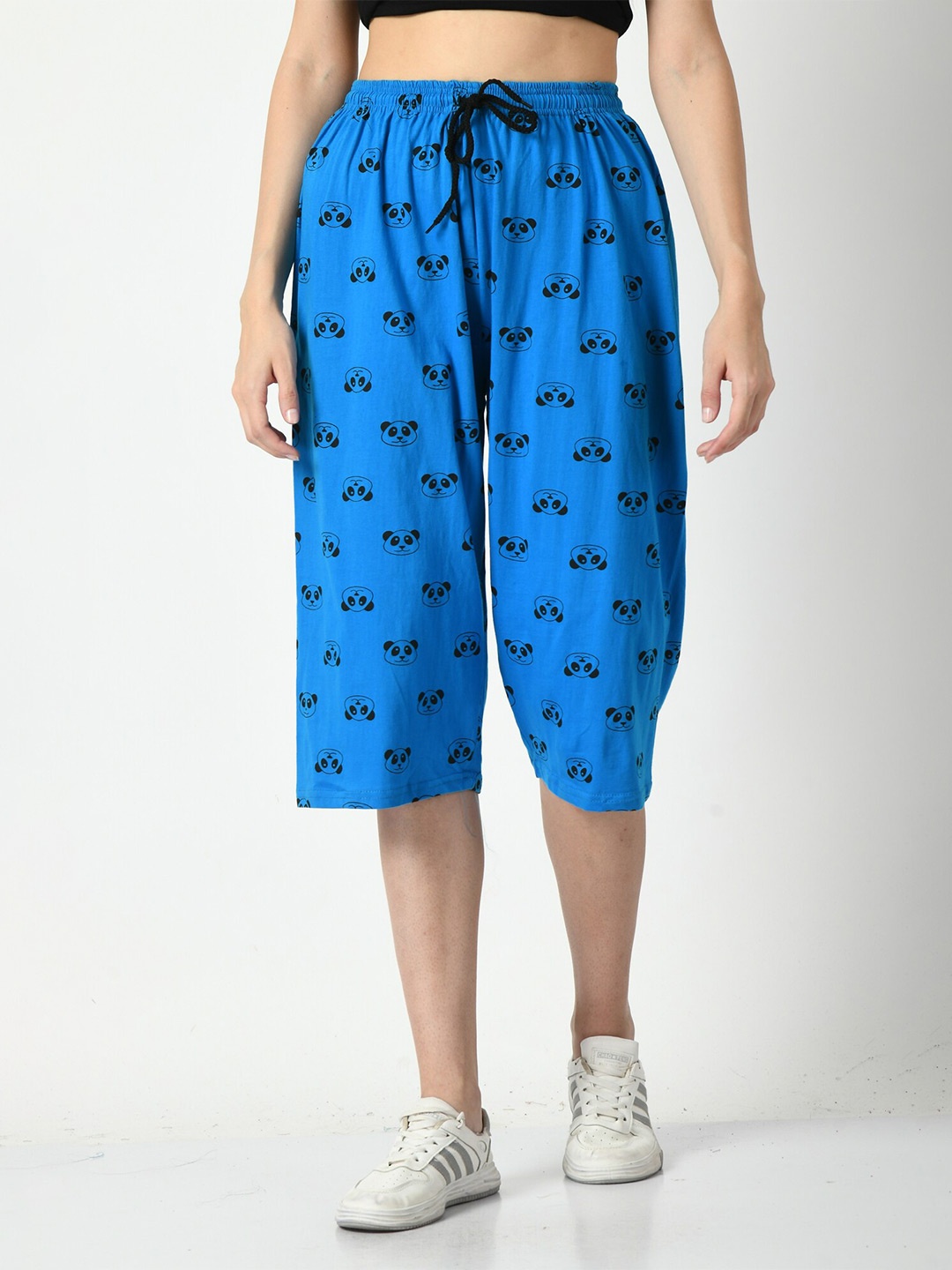 

BAESD Printed Loose Fit Mid-Rise Pure Cotton Capris, Blue