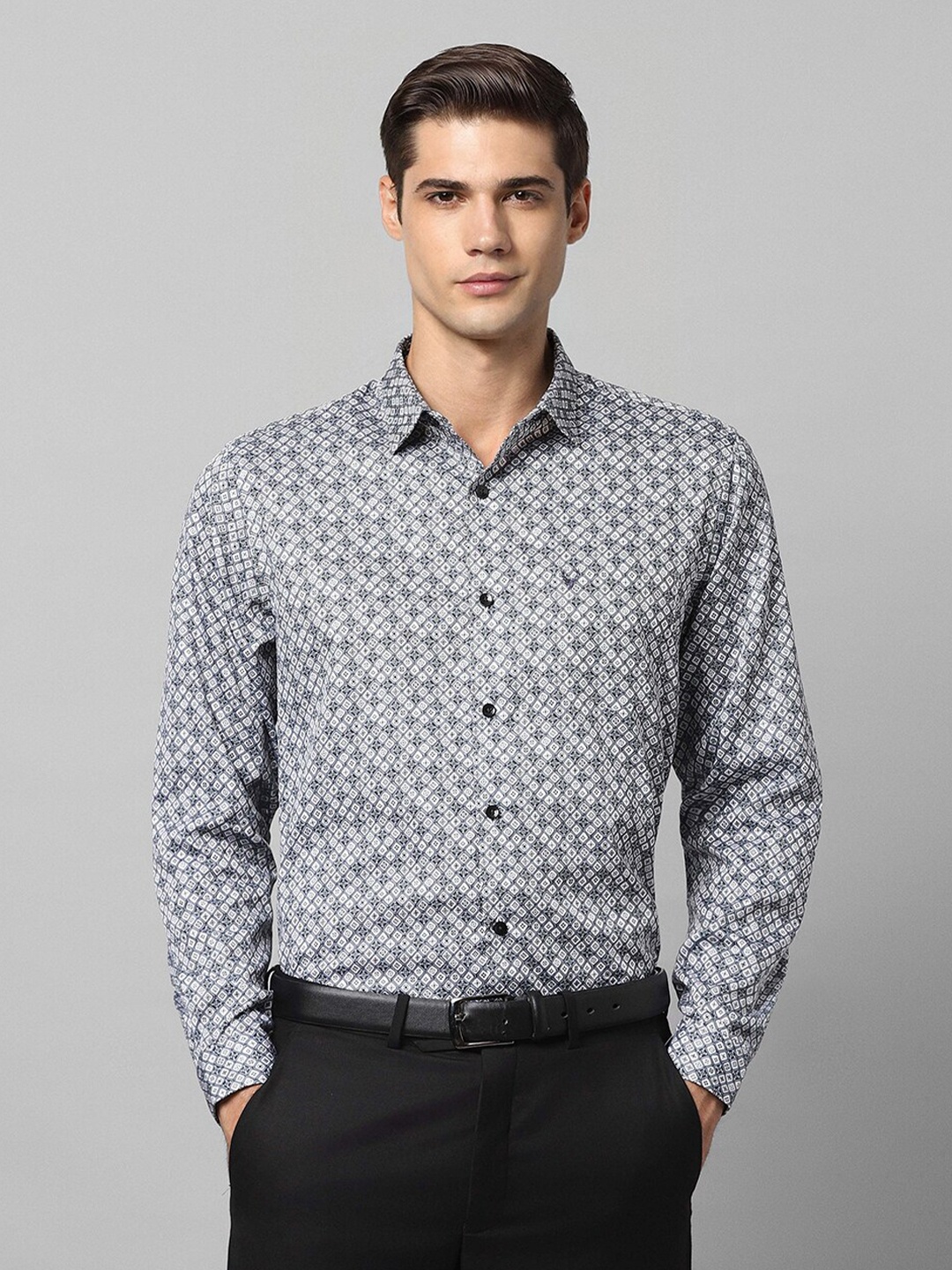 

Allen Solly Geometric Printed Slim Fit Floral Opaque Cotton Formal Shirt, Grey
