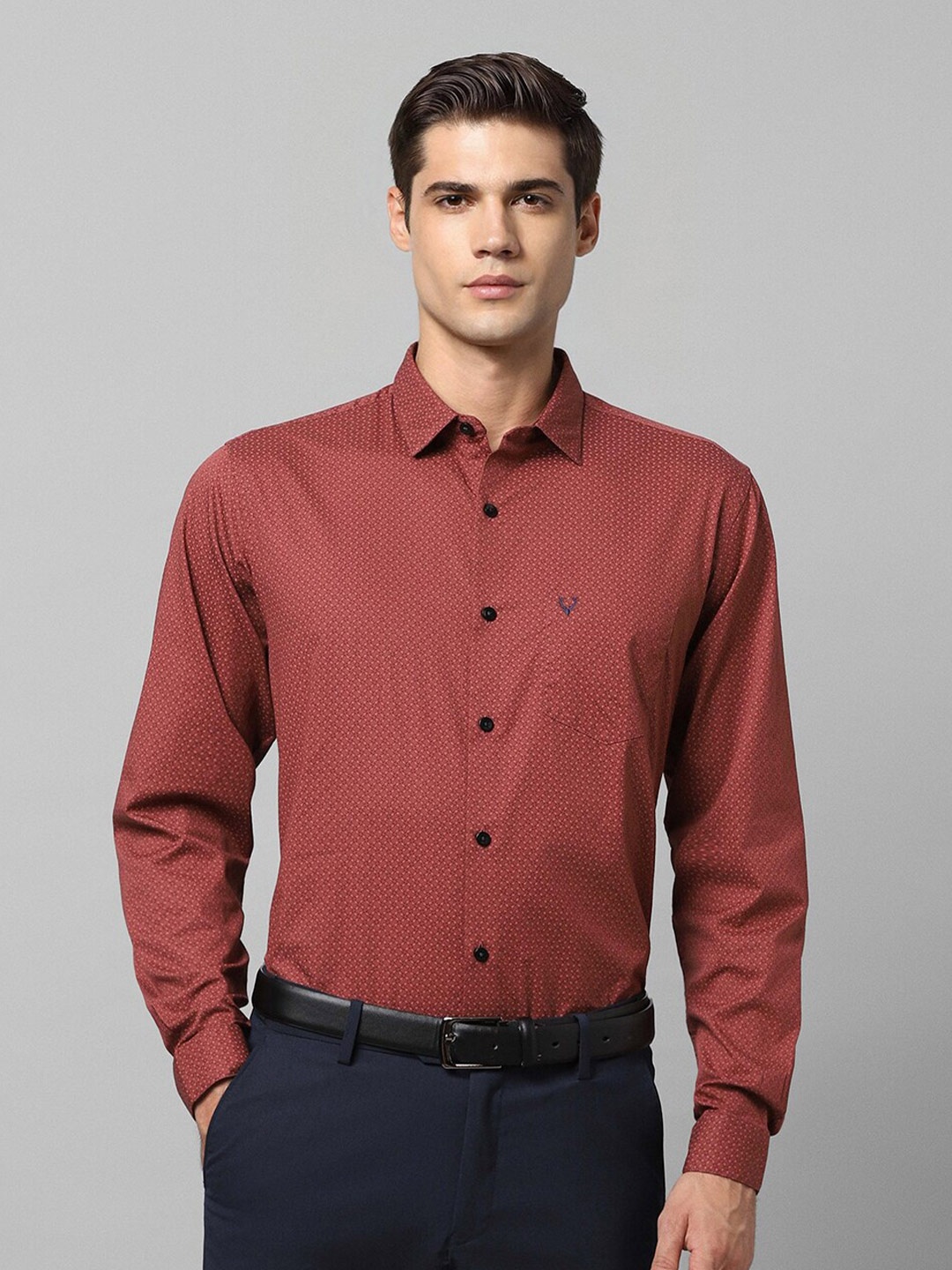 

Allen Solly Slim Fit Micro Ditsy Printed Pure Cotton Formal Shirt, Maroon