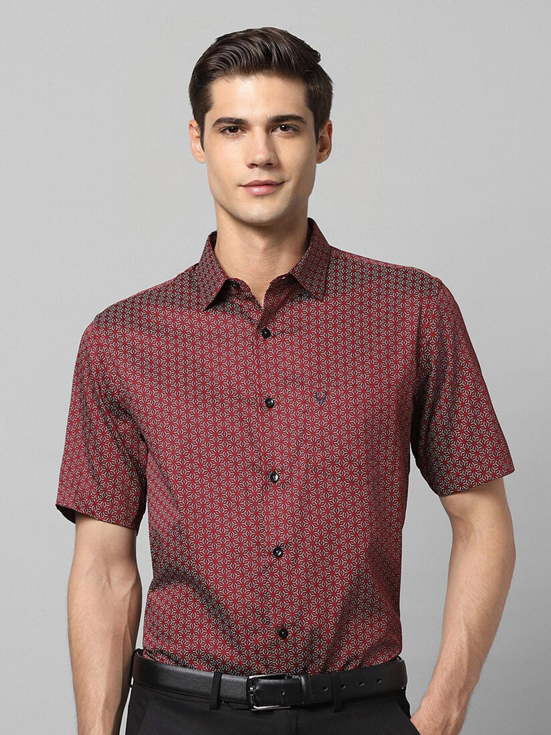 

Allen Solly Slim Fit Floral Printed Pure Cotton Formal Shirt, Maroon