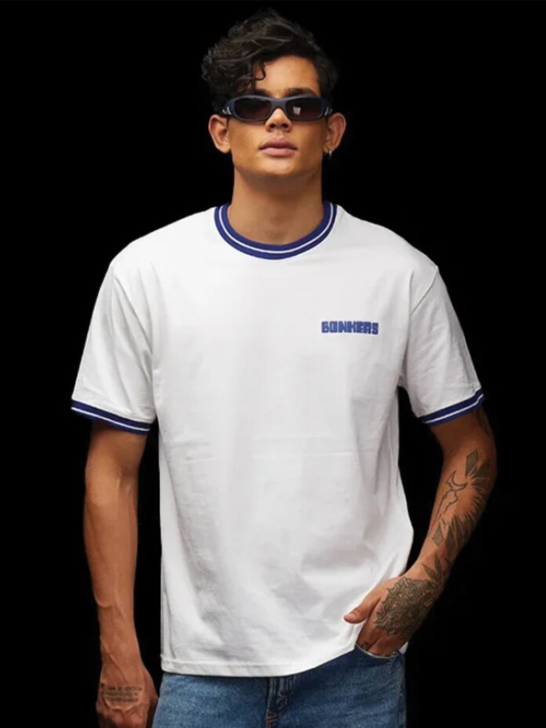 

Bonkers Corner White Outlined Collar Oversized Cotton T-shirt