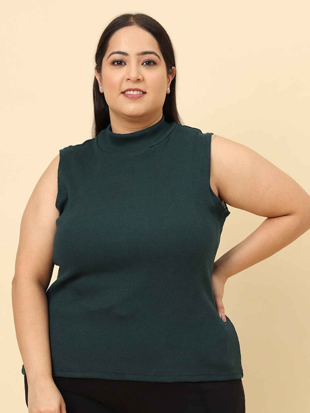 

UnaOne Plus Size High Neck Fitted Top, Green