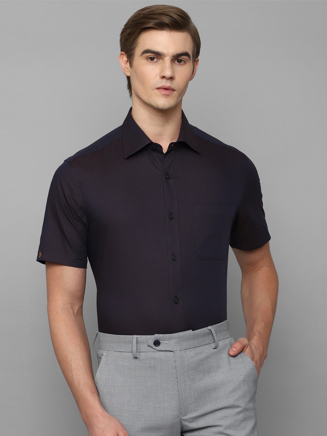 

Louis Philippe Textured Pure Cotton Formal Shirt, Purple
