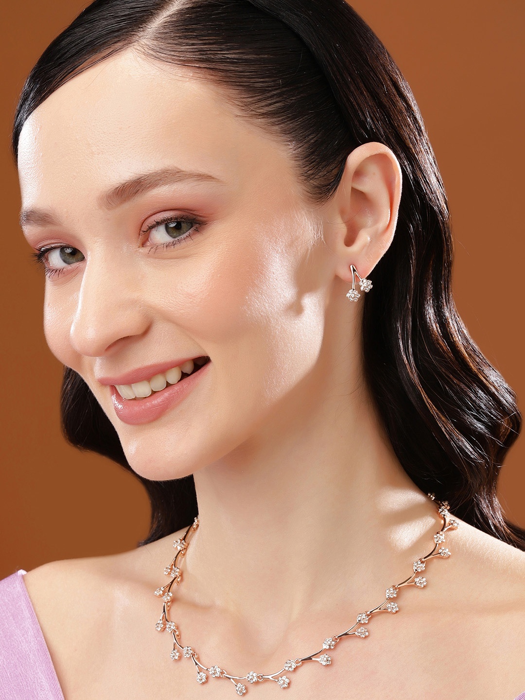 

Estele Rose Gold-Plated Crystal Stone Studded & Bedded Jewellery Set