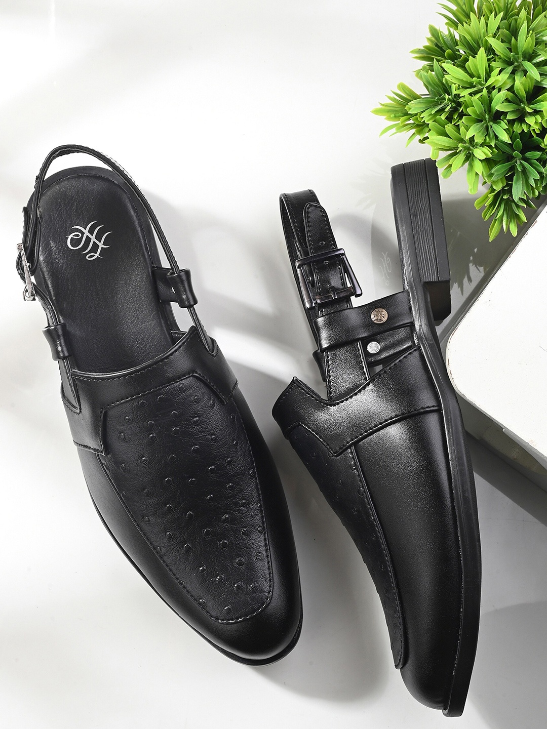 

House of Pataudi Men Textured Shoe-Style Sandals With Buckle Closure, Black