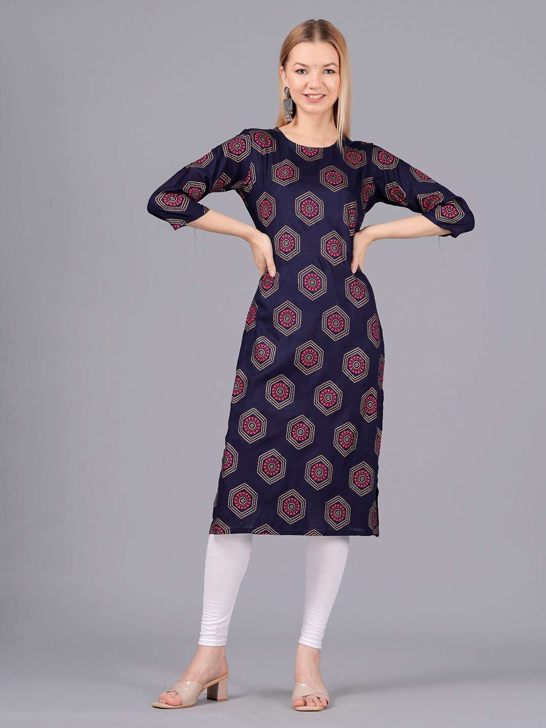 

KPF Ethnic Motifs Printed Straight Kurta, Navy blue