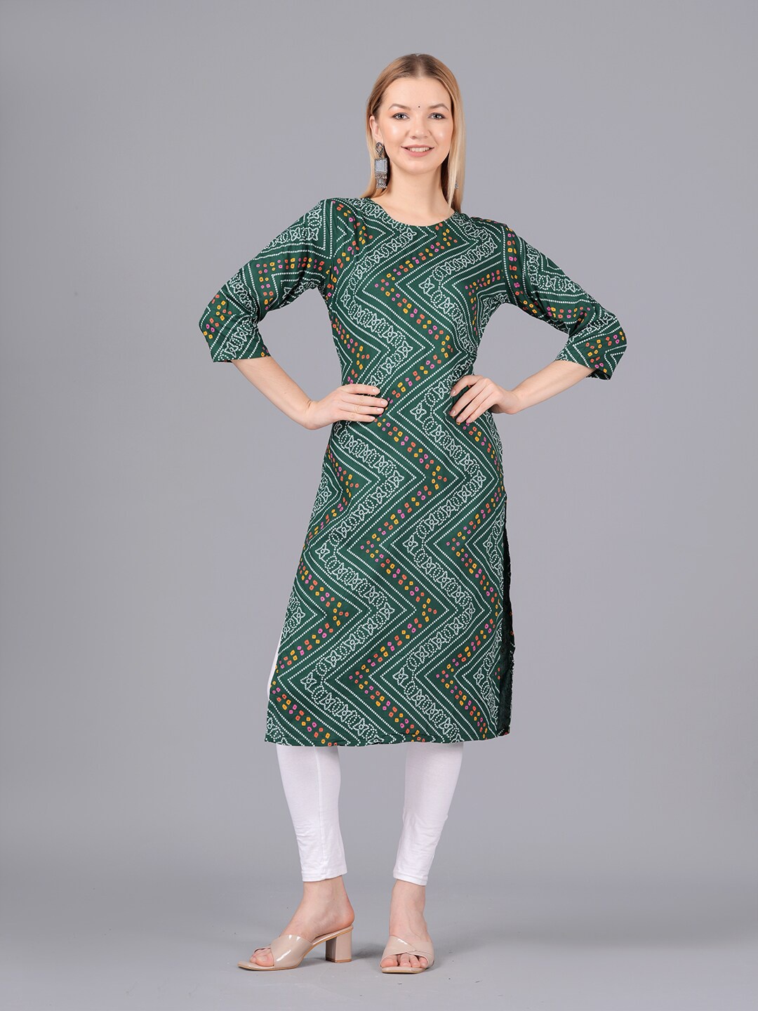 

KPF Bandhani Printed Straight Kurta, Green