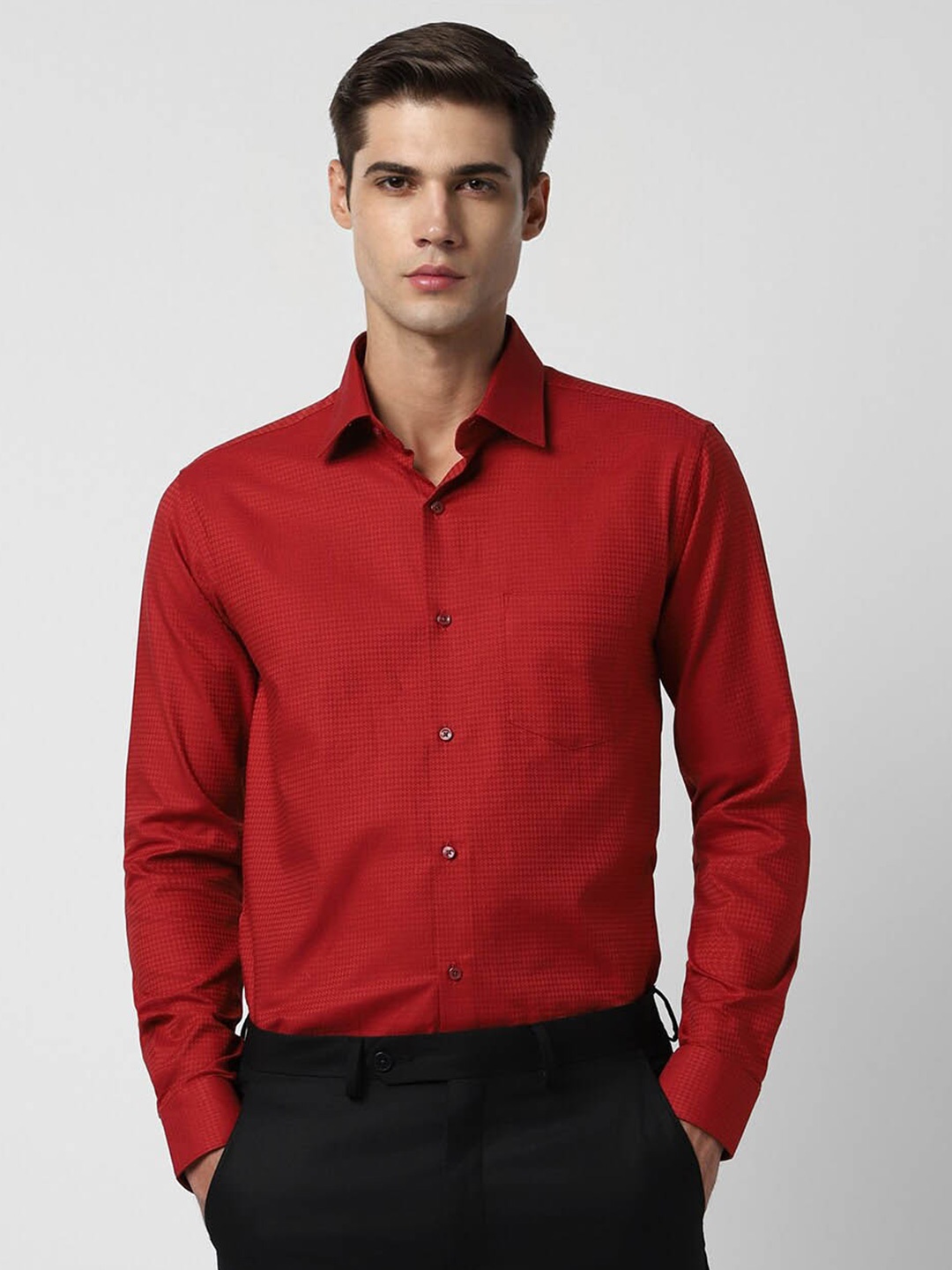 

Van Heusen Spread Collar Slim Fit Textured Formal Shirt, Red