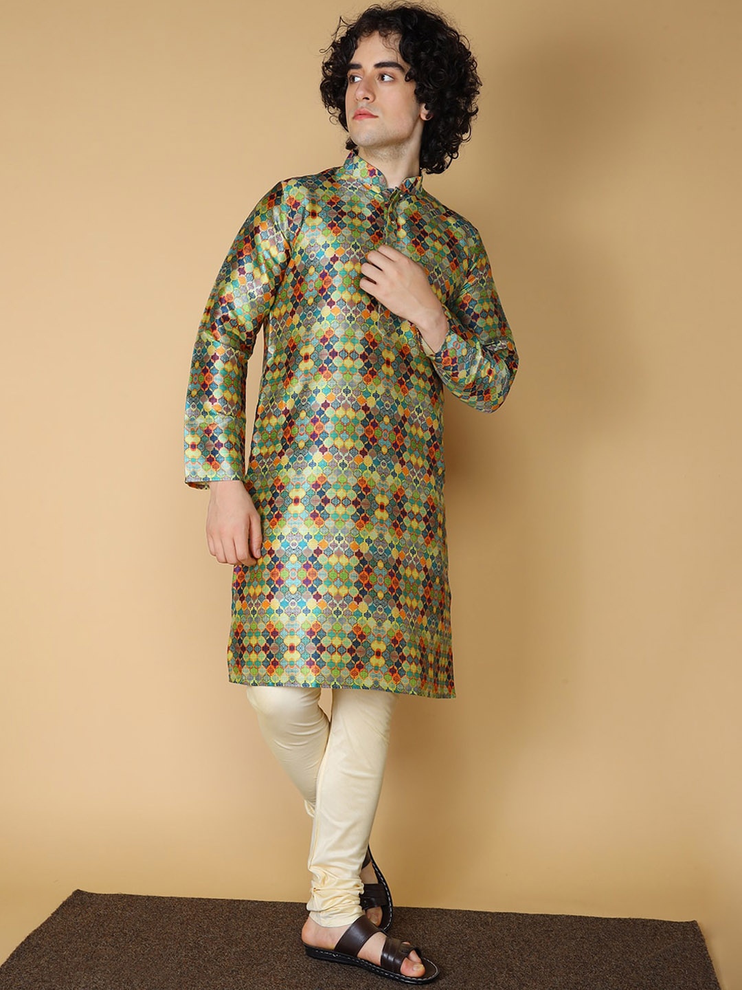 

Sultan The King Of Kurta Ethnic Motifs Printed Mandarin Collar Straight Kurta & Churidar, Green