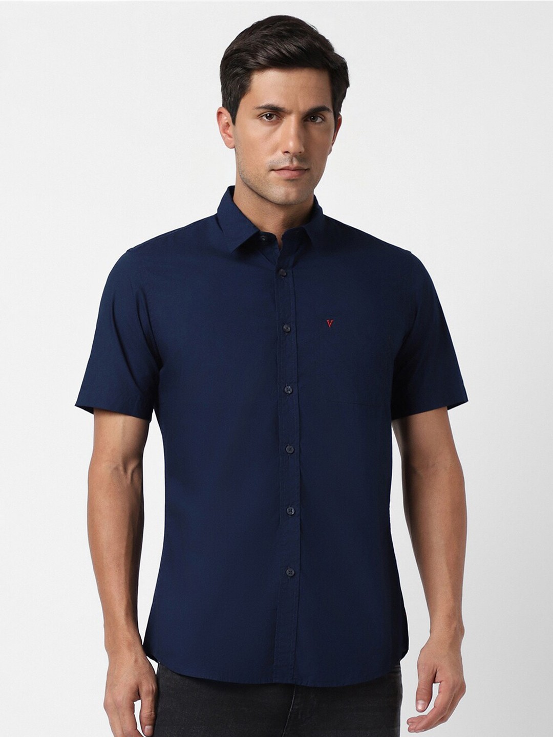 

Van Heusen Sport Spread Collar Slim Fit Pure Cotton Casual Shirt, Navy blue