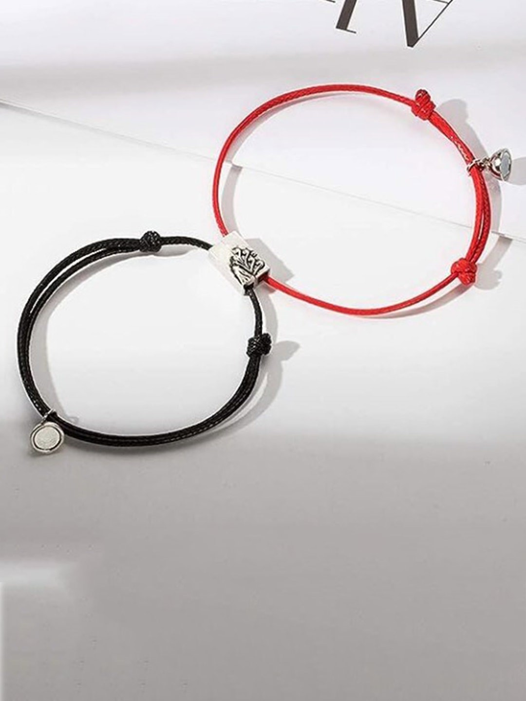 

VIEN Unisex Pack Of 2 Cuff Bracelets, Red