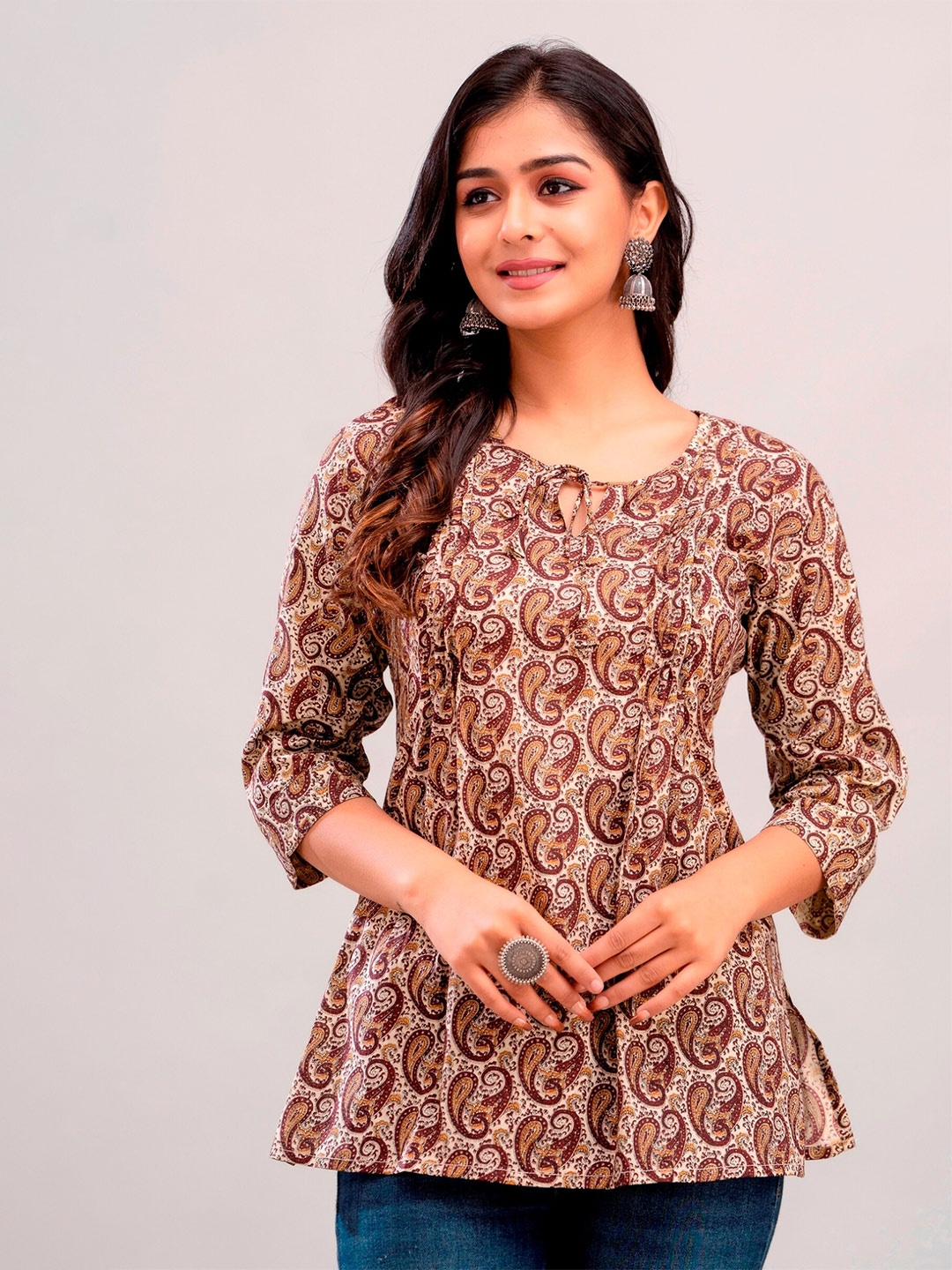 

METRO-FASHION Paisley Printed Keyhole Neck Cotton Top, Beige