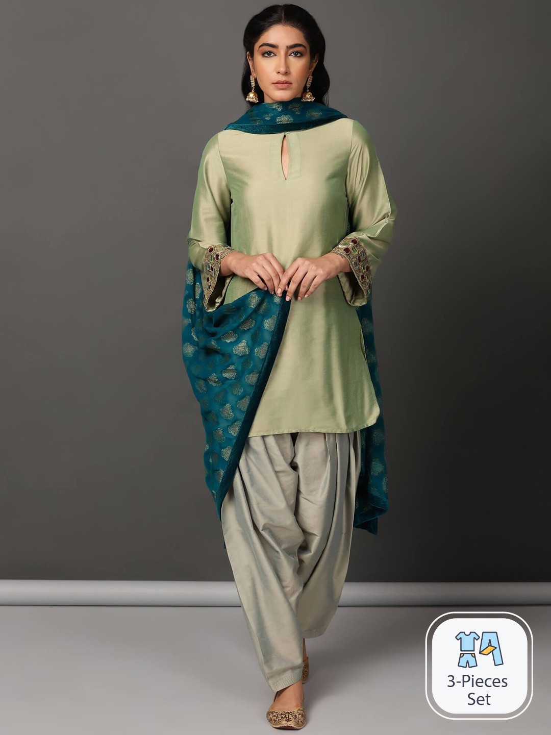 

NUHH Round Neck Kurti With Salwar & Dupatta, Green