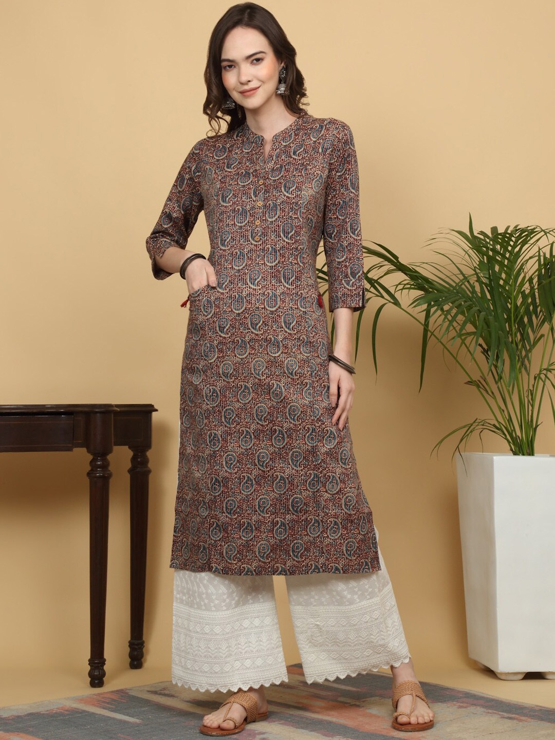 

KALINI Paisely Printed Mandarin Collar Straight Cotton Kurta, Coffee brown