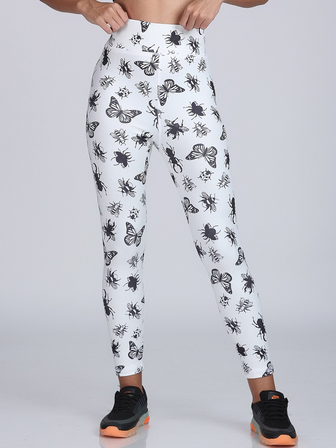 

Apraa & Parma Women Printed Dry-Fit Training or Gym Ankle Length Sports Tights, White