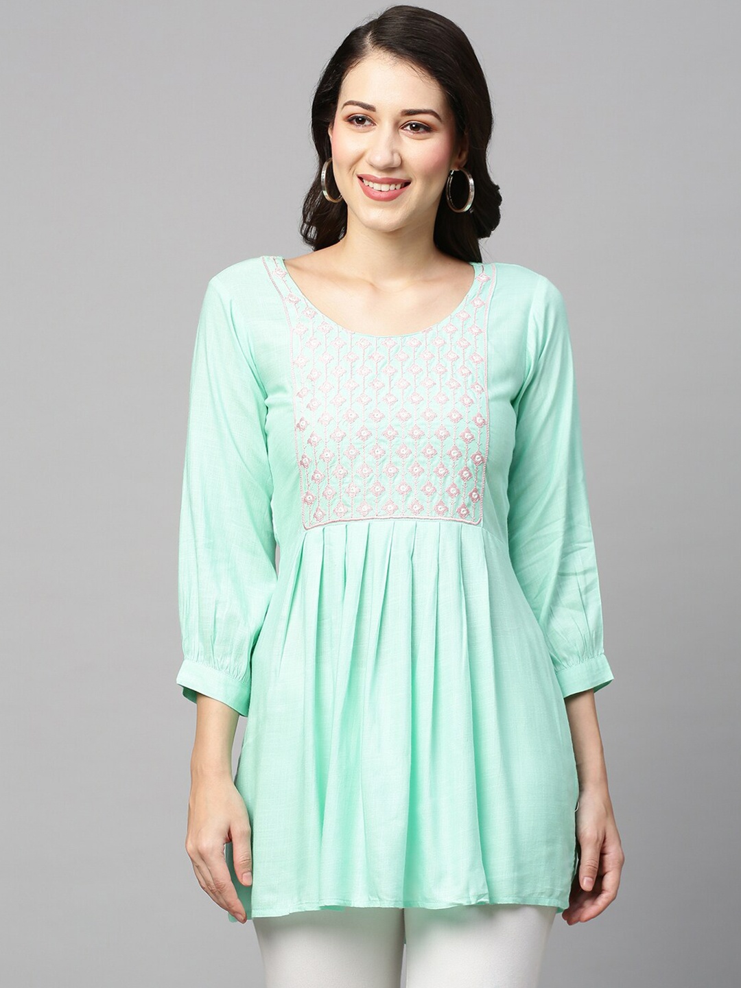 

INDYES Ethnic Motifs Embroidered Longline Empire Top, Green