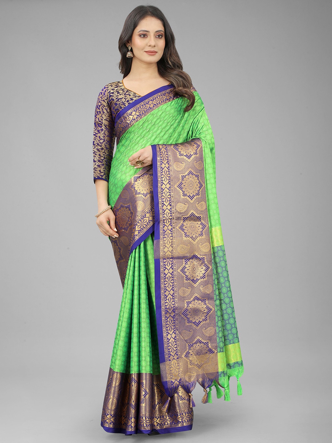 

DWINI Ethnic Motifs Woven Design Zari Silk Cotton Dharmavaram Saree, Green