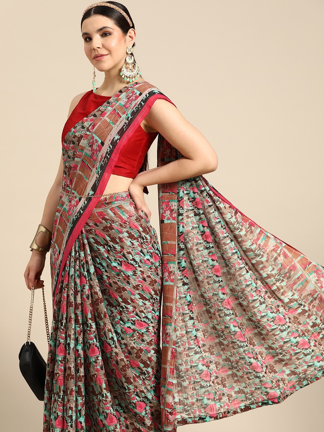 

Tikhi Imli Abstract Printed Saree, Multi