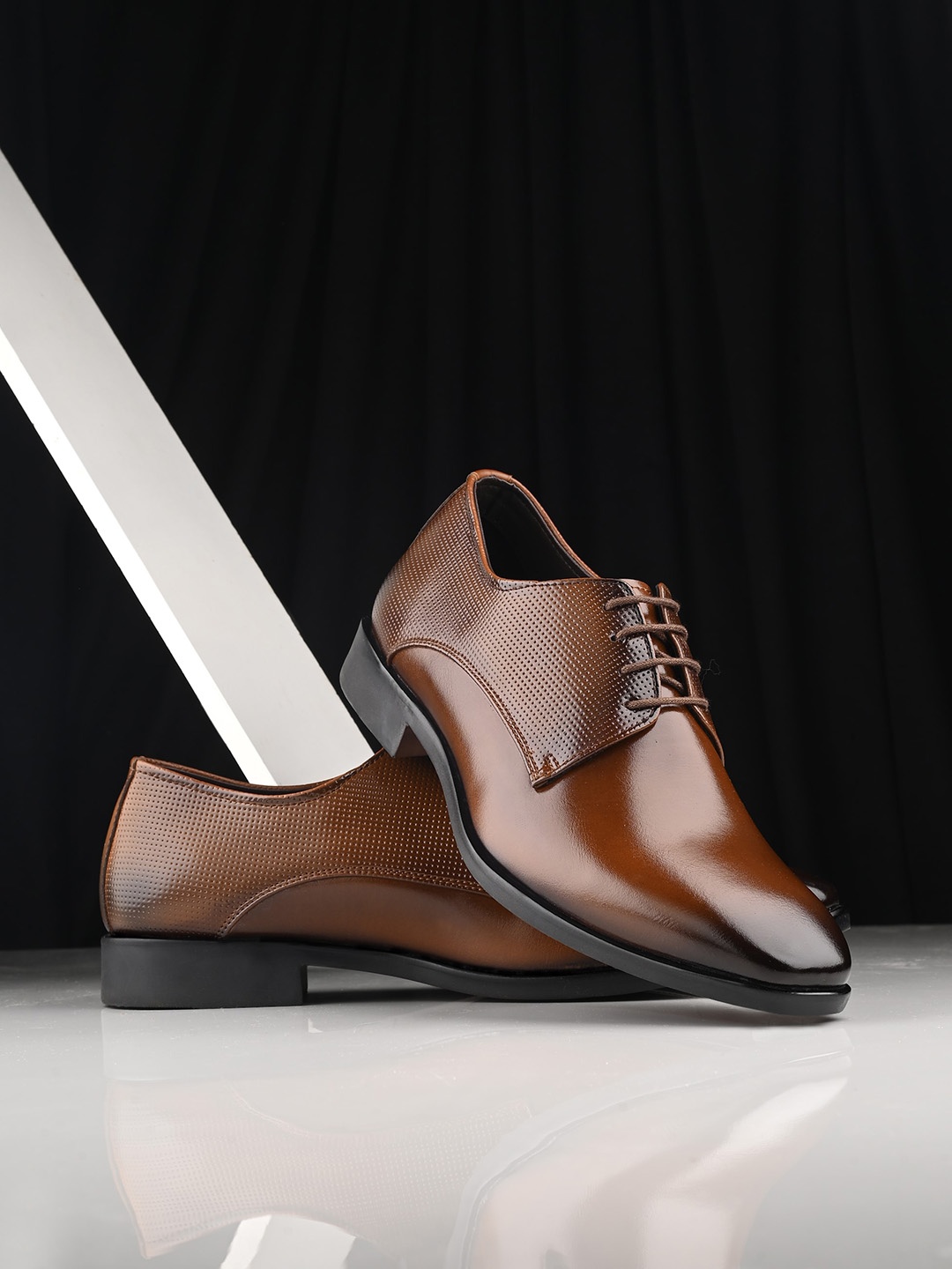 

House of Pataudi Men Leather Formal Derbys, Brown