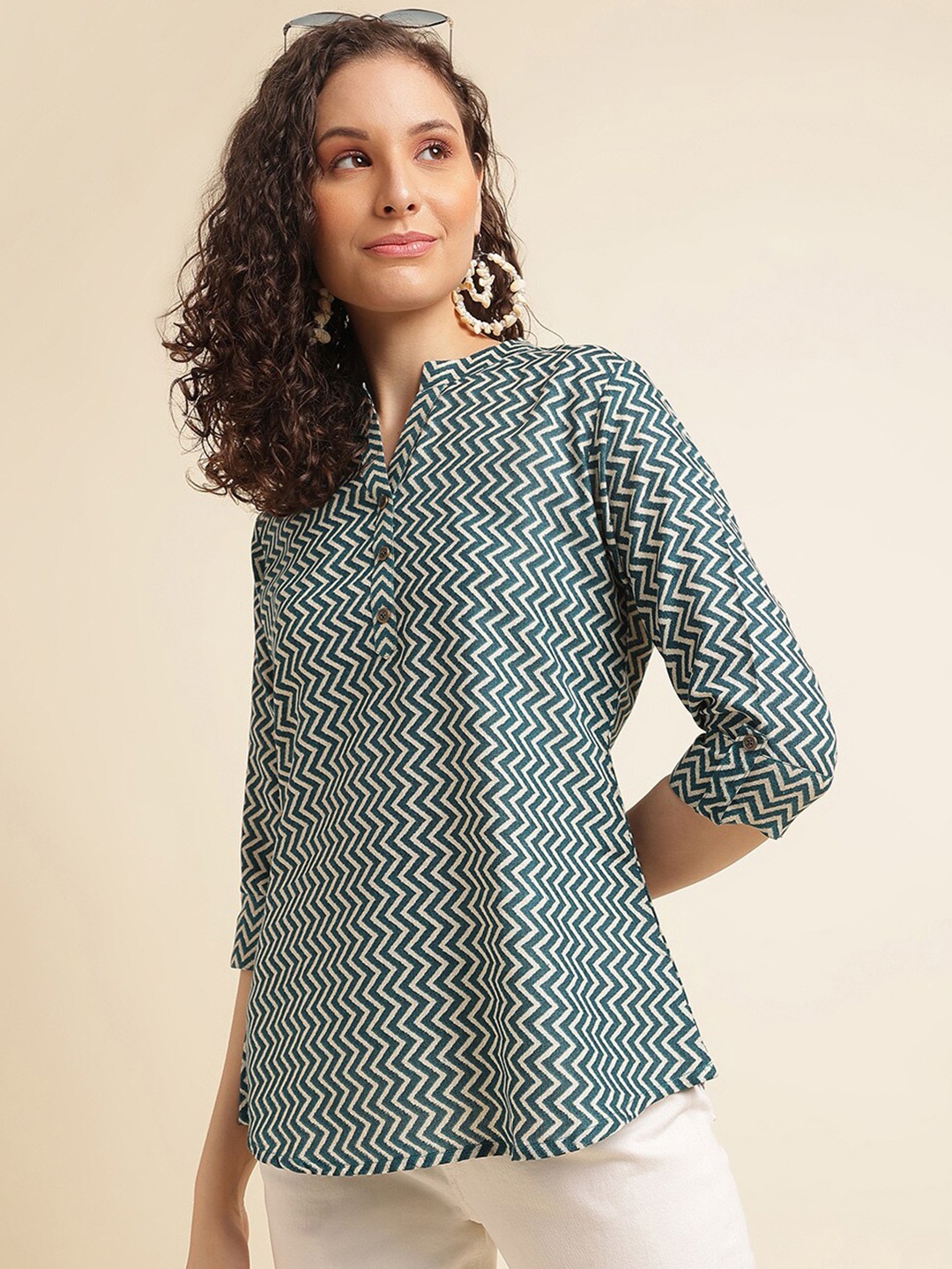 

NAINVISH Geometric Printed Mandarin Collar Roll Up Sleeves Top, Turquoise blue