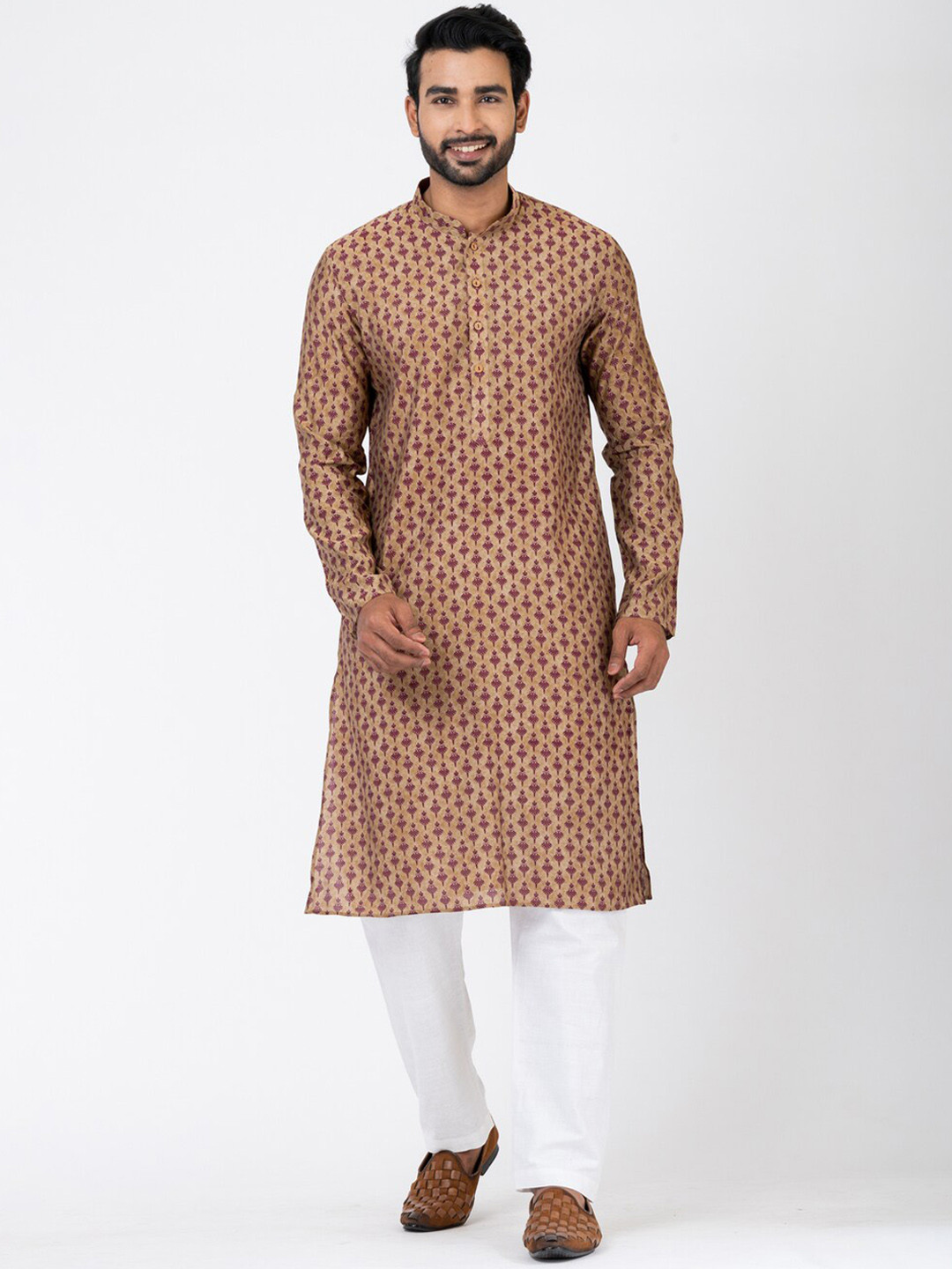 

HU - Handcrafted Uniquely Ethnic Motifs Printed Manarin Collar Kurta, Copper