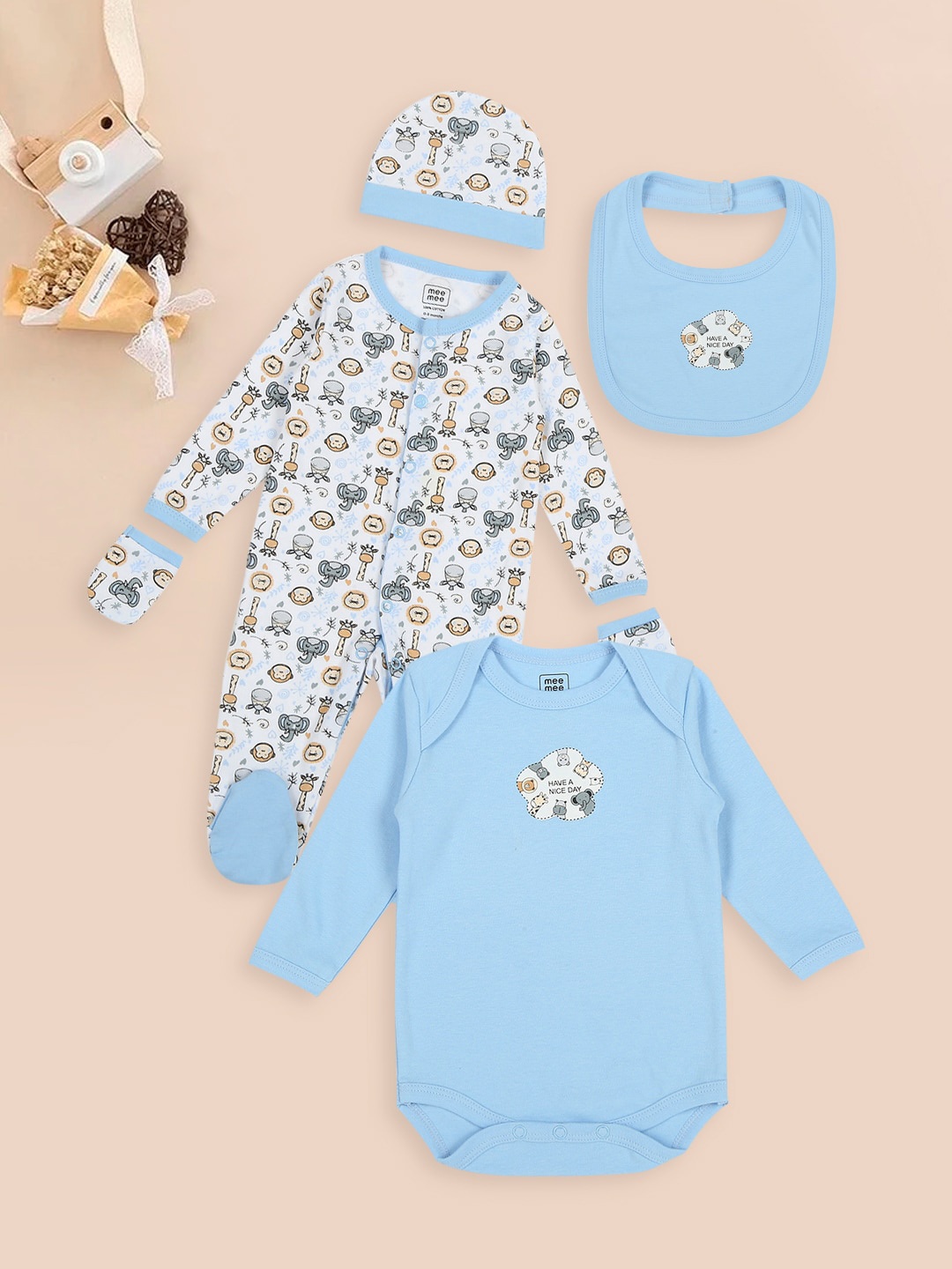 

MeeMee Infants 5-Pcs Pure Cotton Baby Apparel Gift Set, Blue