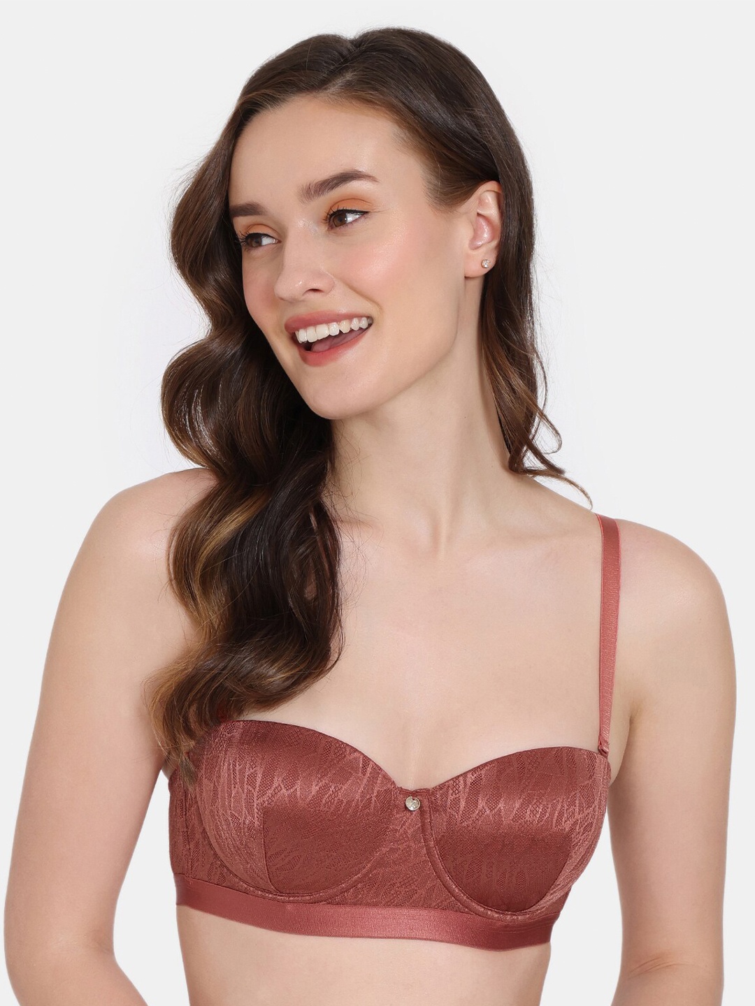 

Zivame Abstract Self Design Underwired Lightly Padded T-shirt Bra With All Day Comfort, Maroon