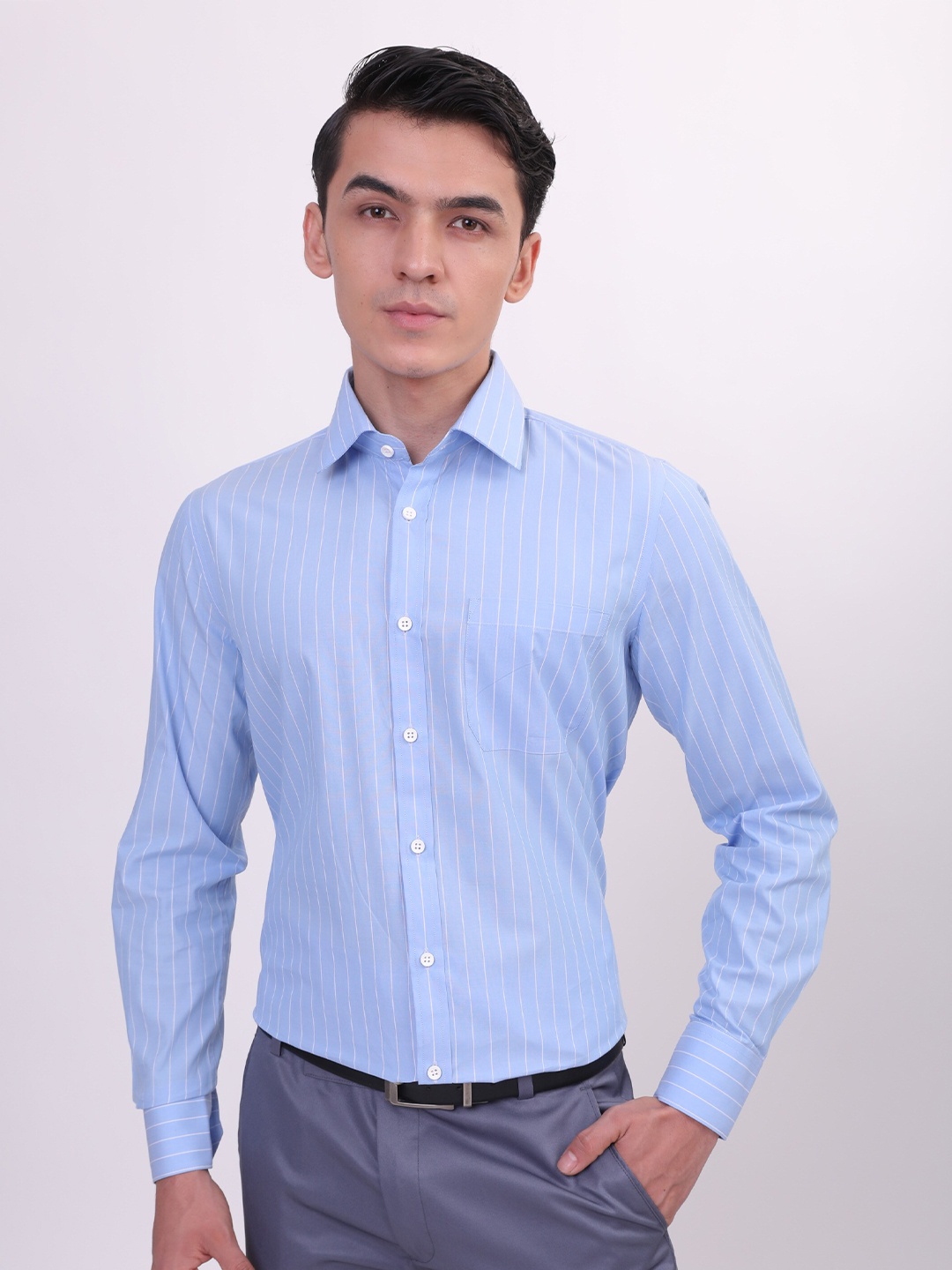 

LOUIS STITCH Comfort Fit Vertical Striped Cotton Formal Shirt, Blue