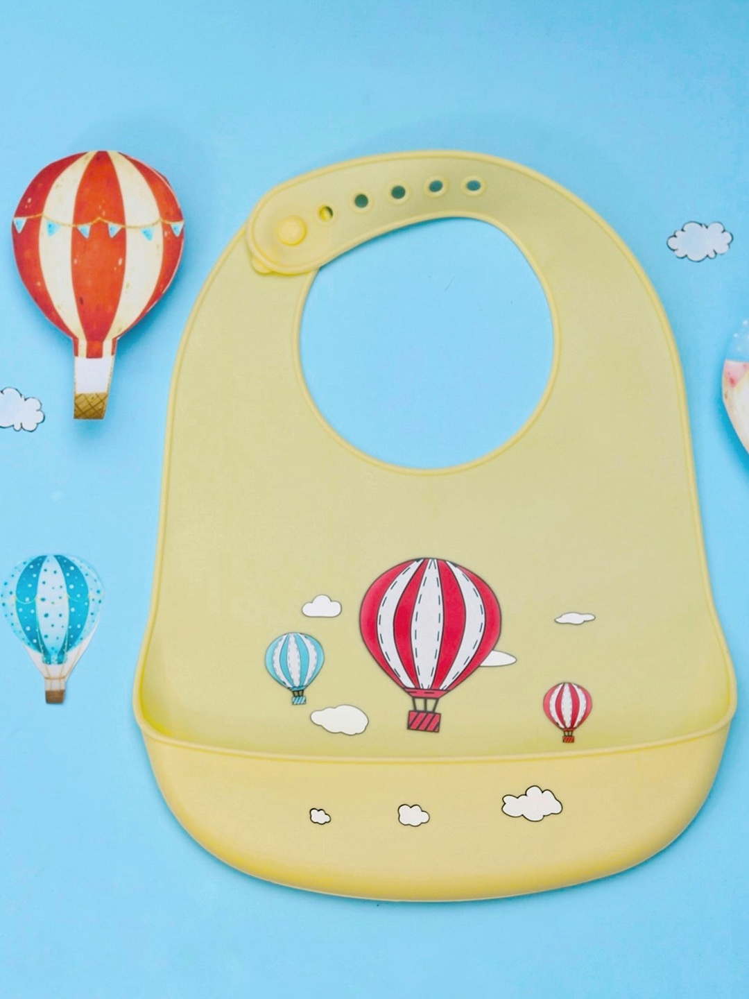 

Yellow Bee Infants Printed Bib