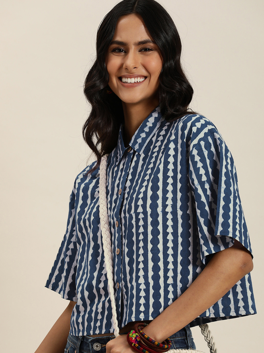 

Taavi Standard Boxy Opaque Printed Casual Shirt, Blue