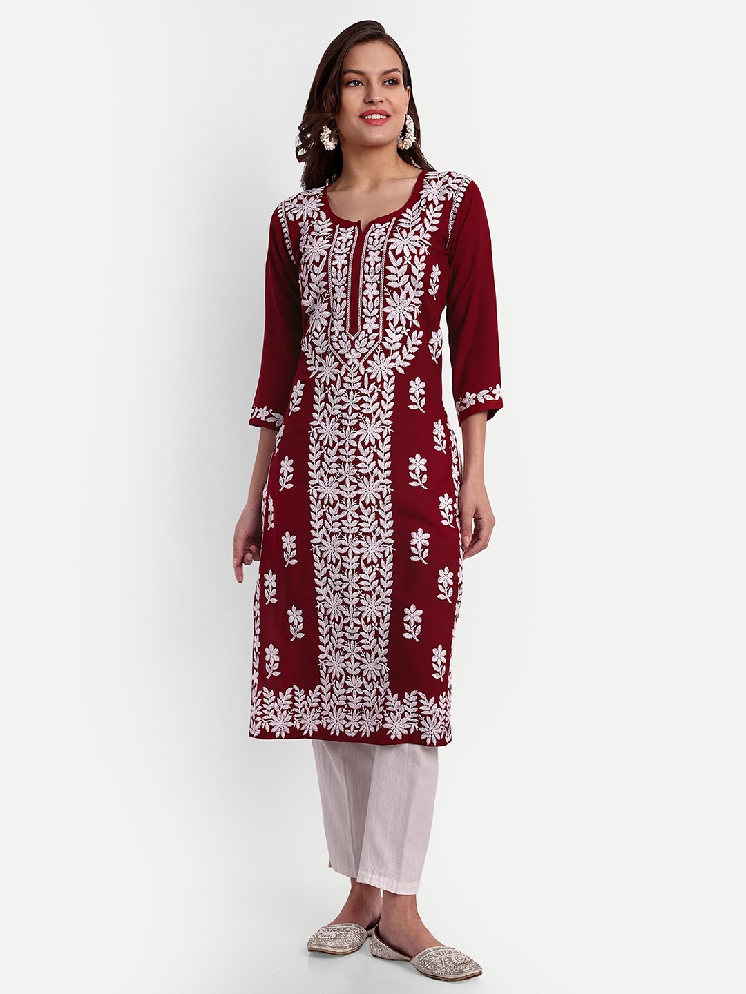 

SAZRIKA Floral Embroidered Thread Work Kurta, Maroon