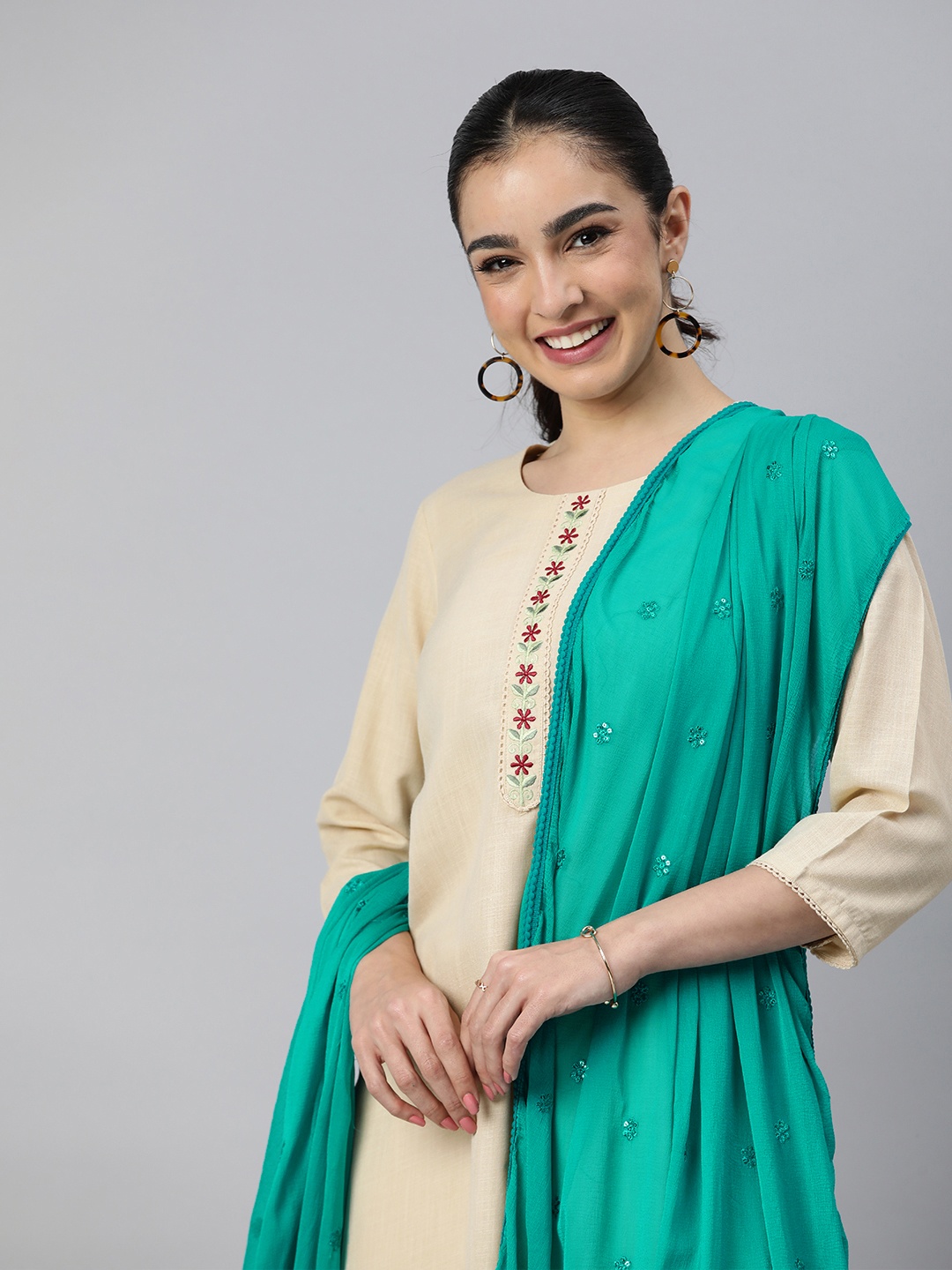 

Rani Saahiba Floral Embroidered Chiffon Dupatta with Sequinned, Turquoise blue