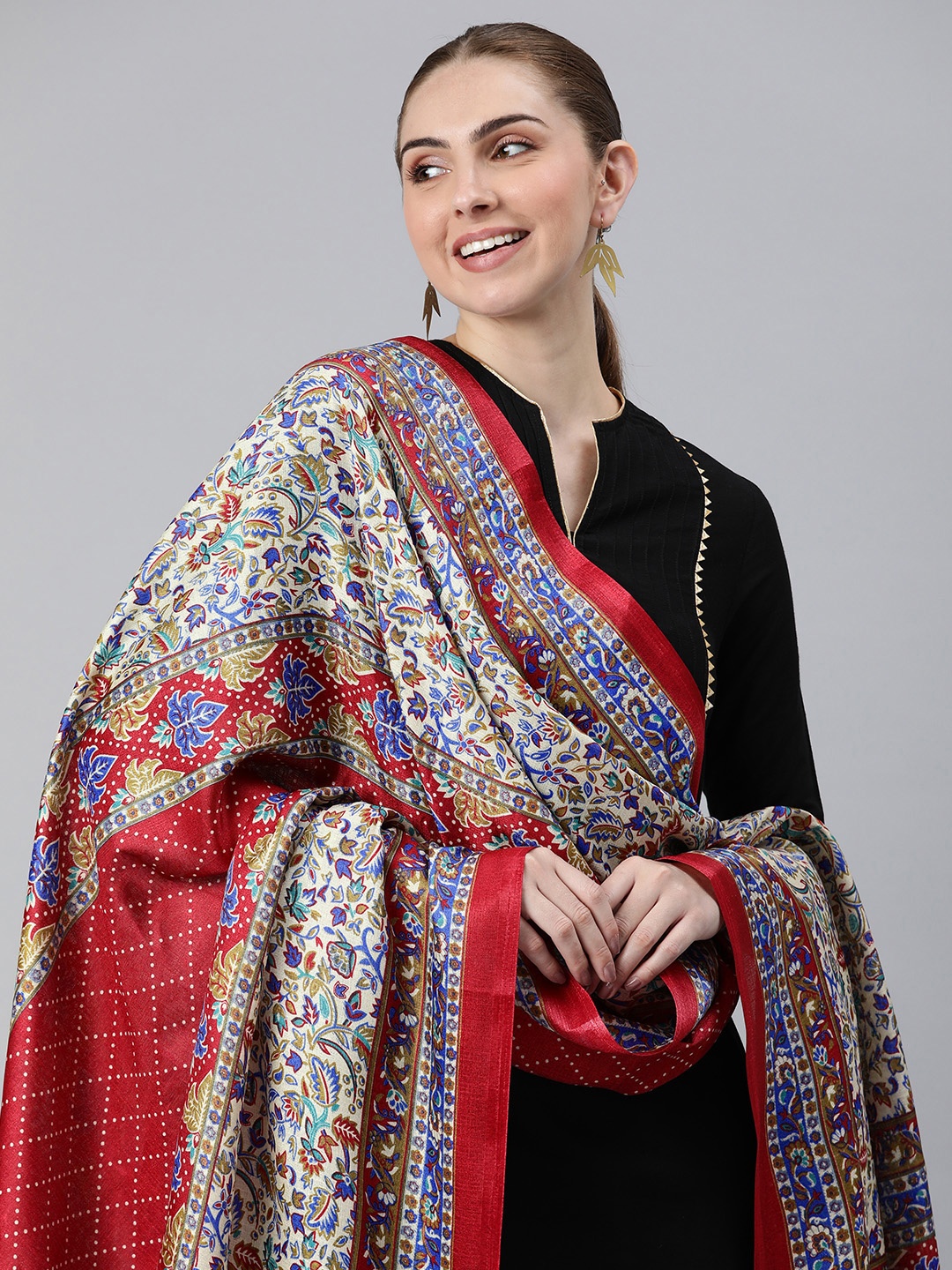 

Rani Saahiba Ethnic Motifs Printed Kalamkari Dupatta, Maroon