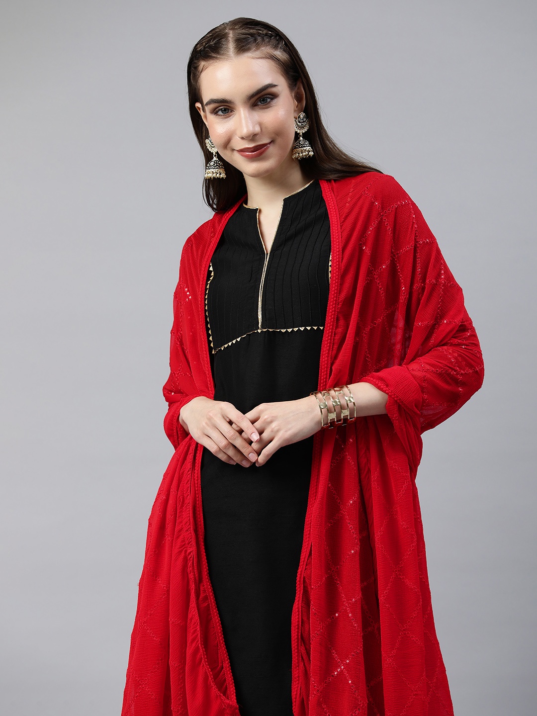 

Rani Saahiba Embroidered Sequinned Dupatta, Red