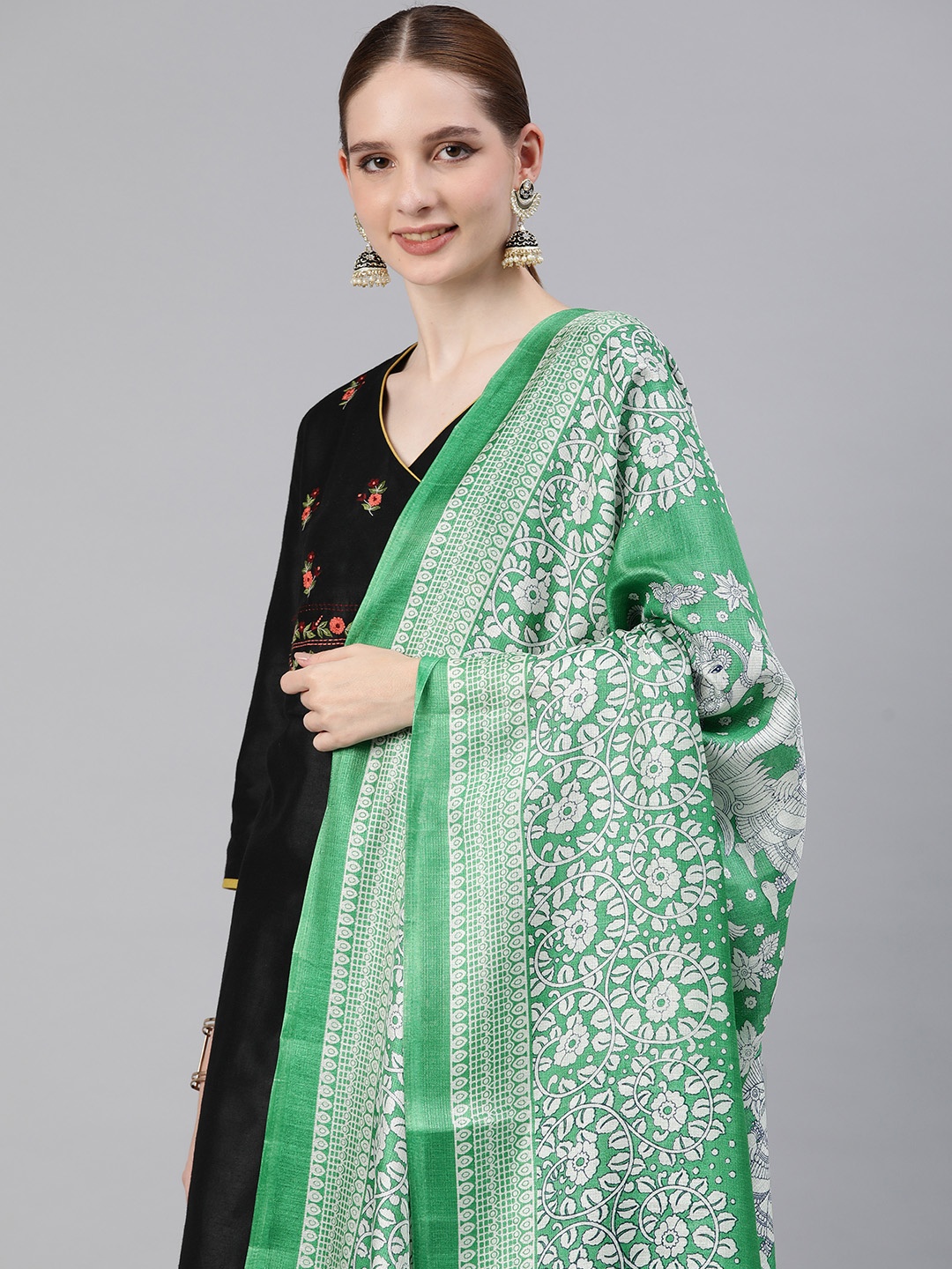 

Rani Saahiba Ethnic Motifs Printed Kalamkari Dupatta, Green