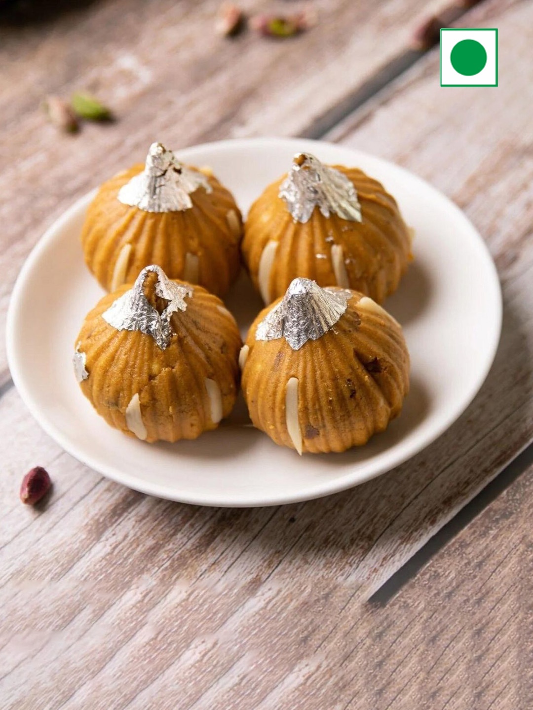 

The Baklava Box Besan Pista Modak Sweets- 500 g, Brown