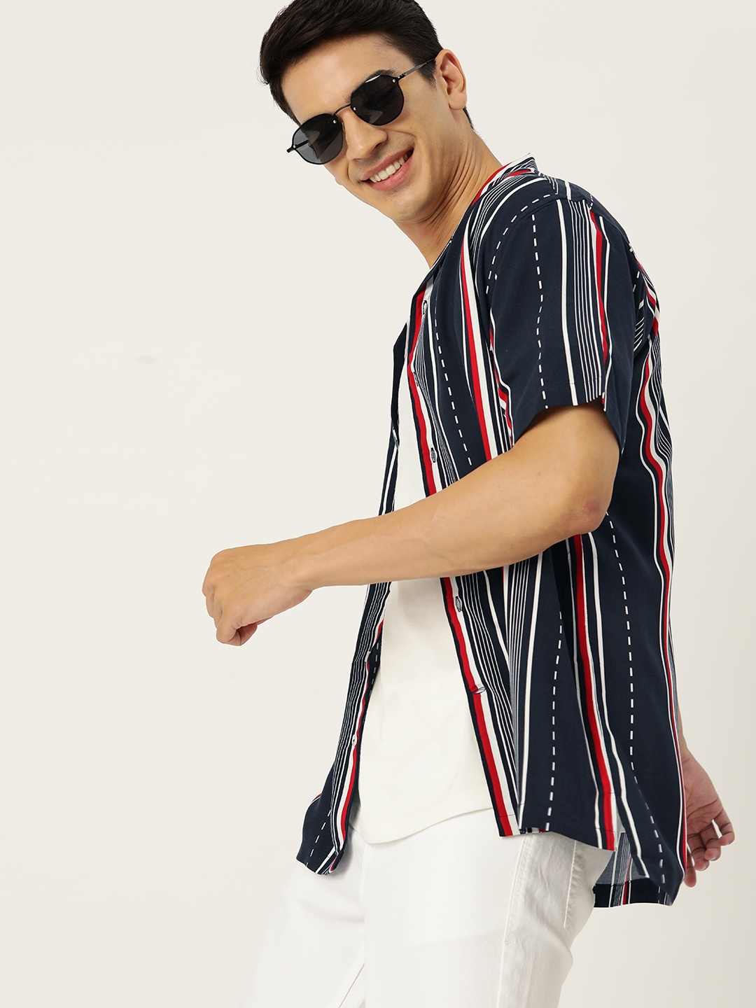

Mast & Harbour Men Striped Casual Shirt, Blue