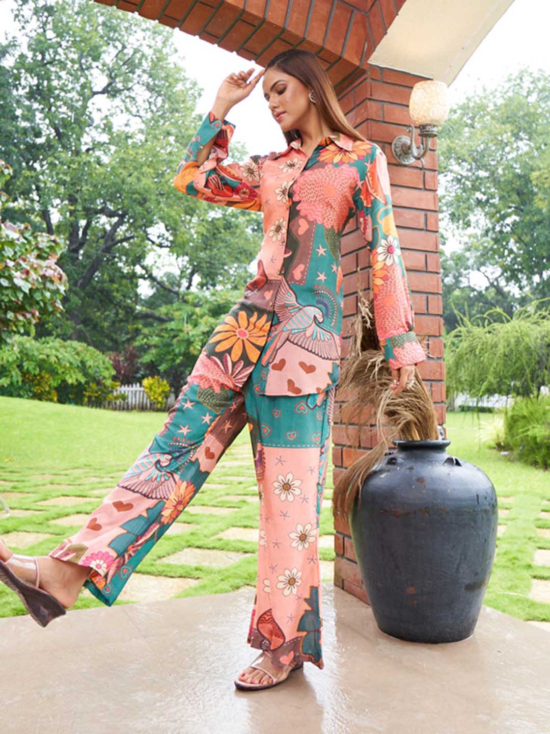 

Amchoor Floral Printed Shirt Collar Shirt & Trousers, Peach