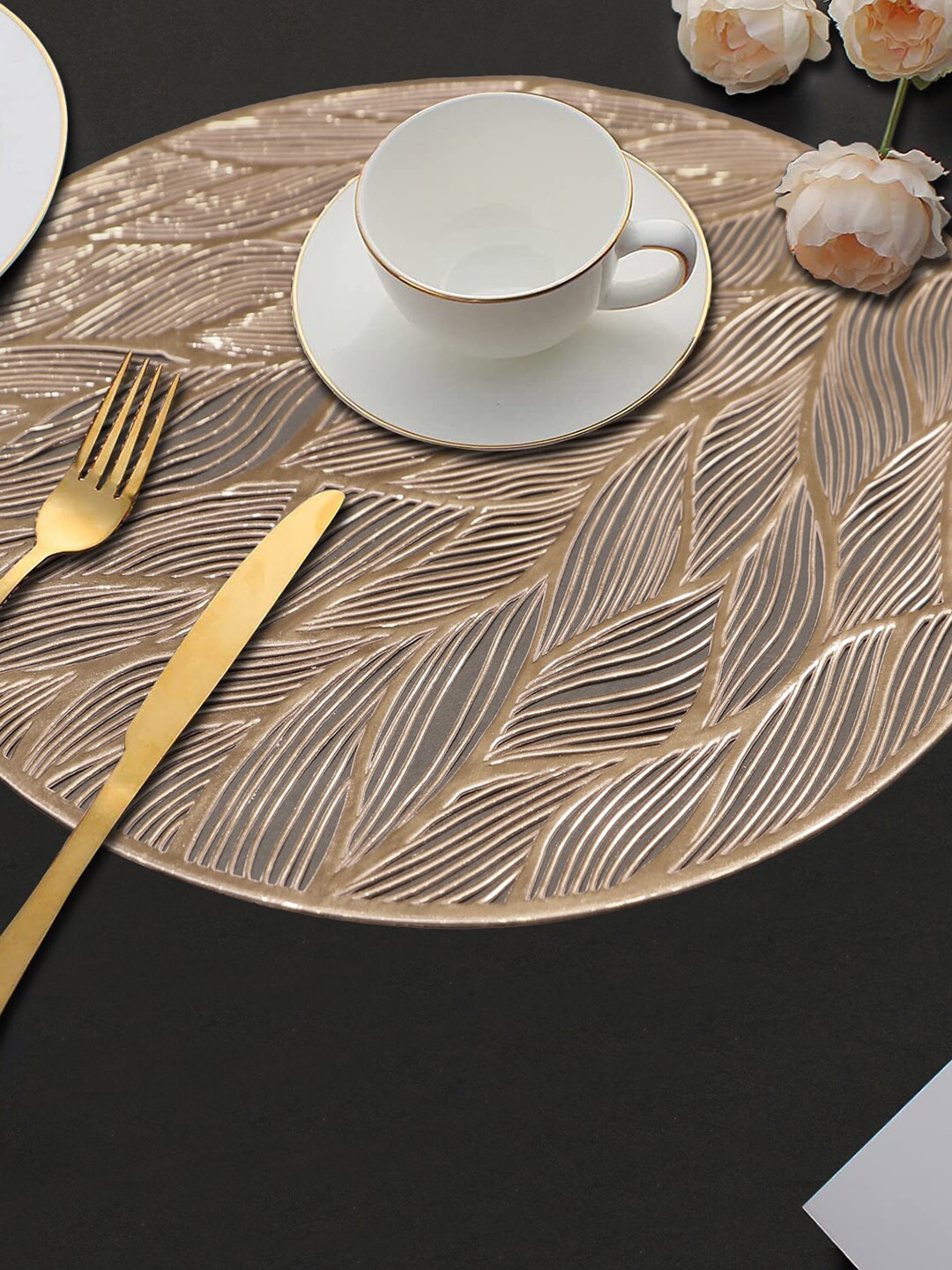 

Dakshya Industries Gold Toned 2 Pieces Textured Paisley Table Placemats