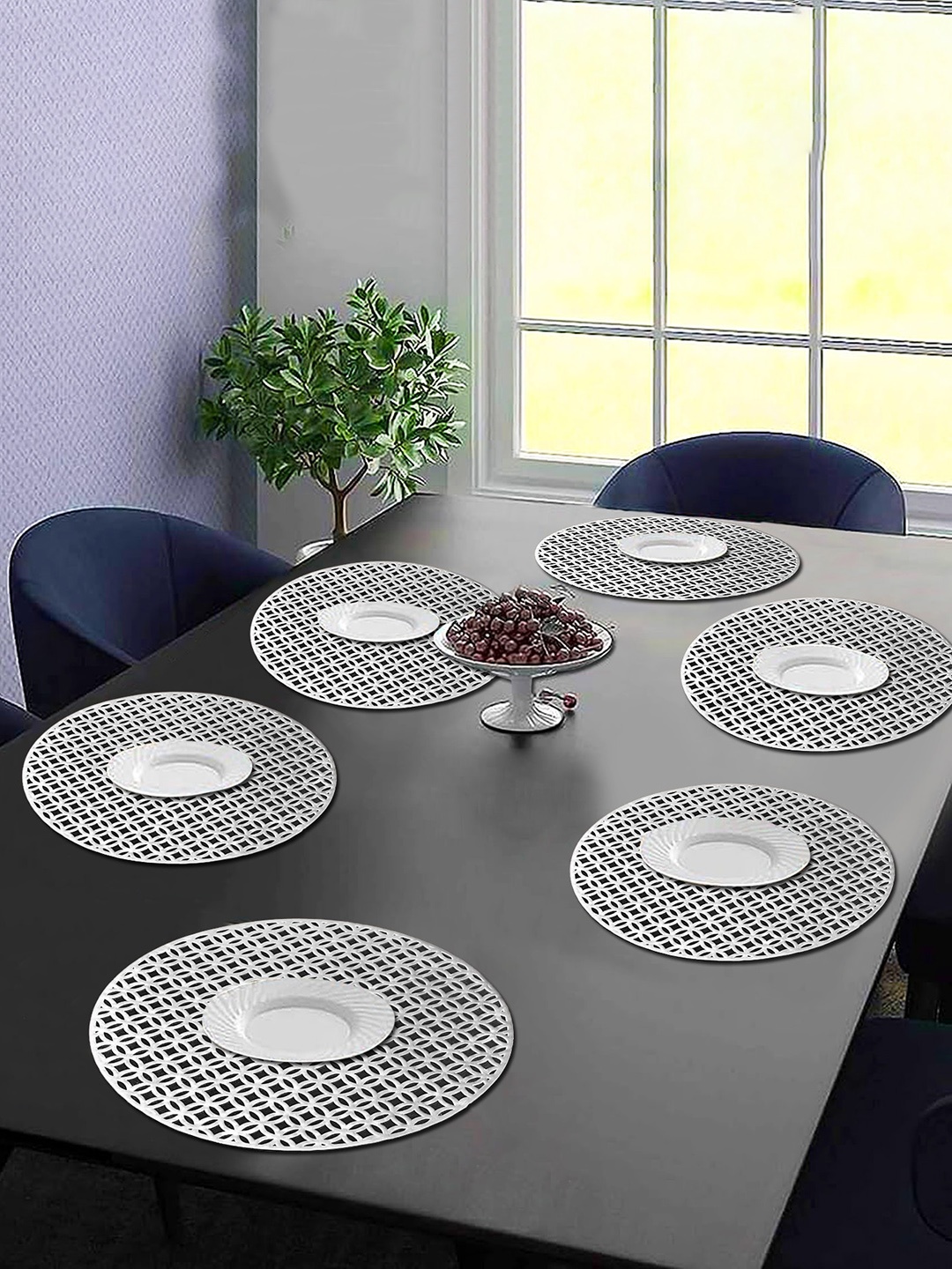 

Dakshya Industries Grey 6 Pieces Textured Round Table Placemats