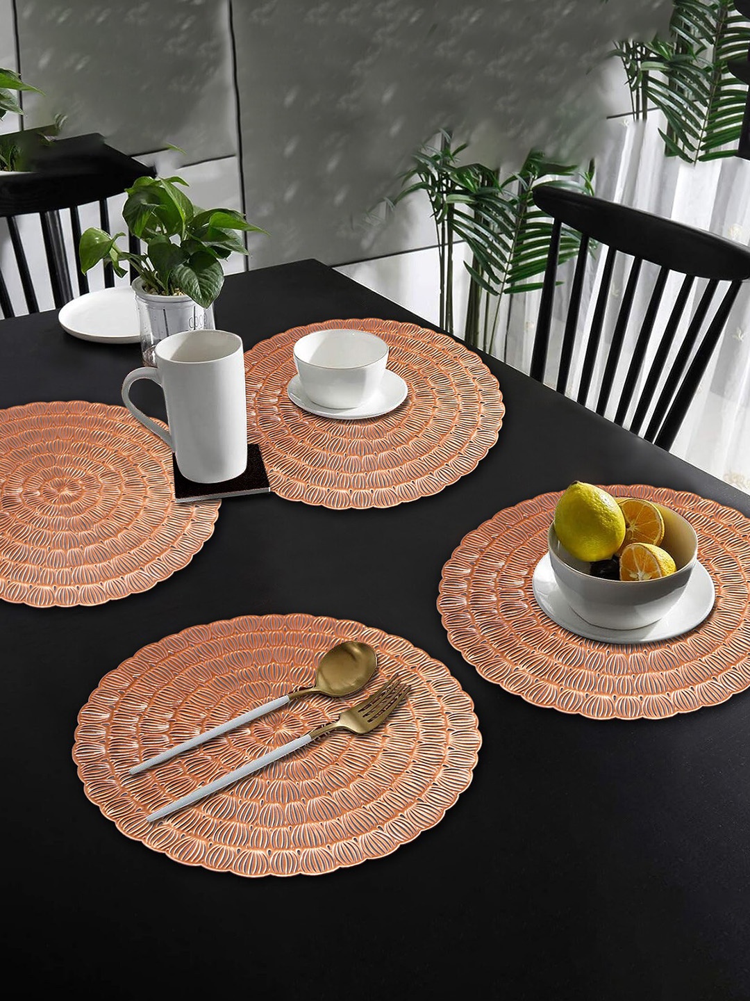 

Dakshya Industries 4-Pcs Copper-Toned Textured Round Table Placemats