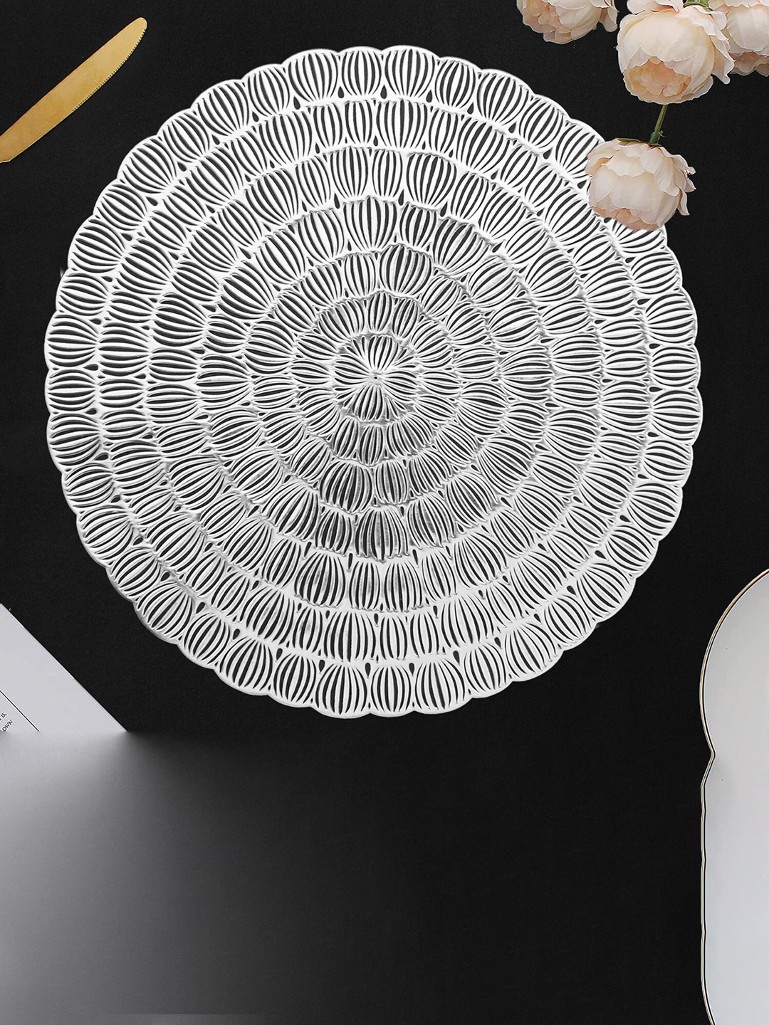 

Dakshya Industries 2-Pcs Silver-Toned Textured Round Table Placemats