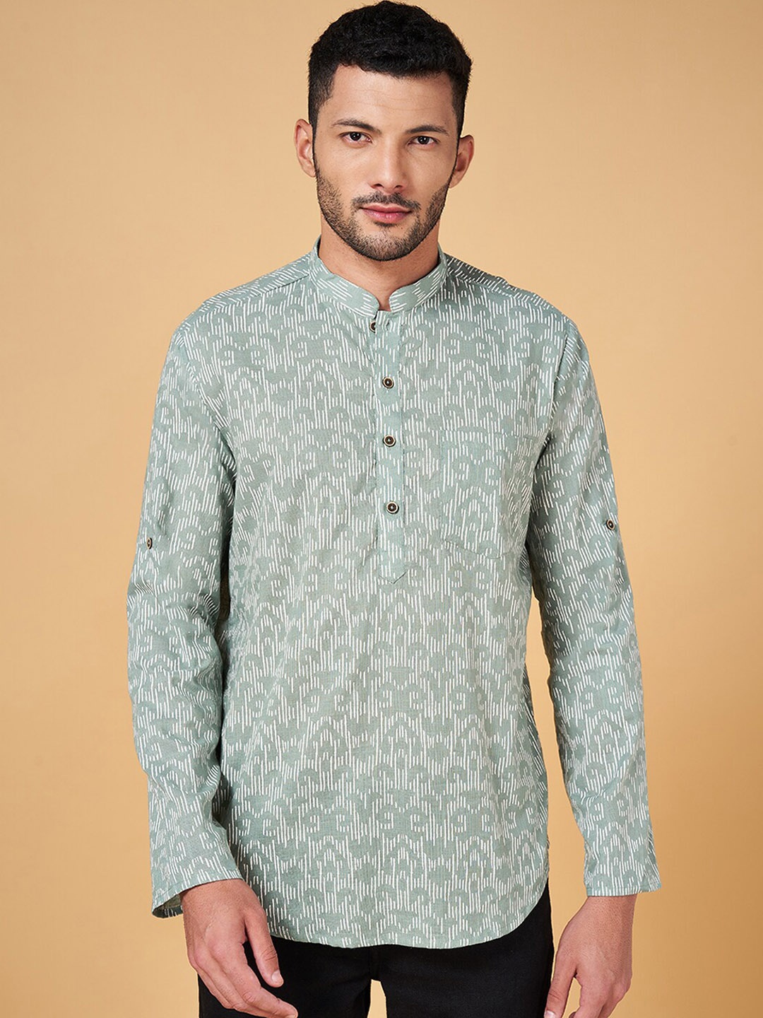 

indus route by Pantaloons Geometric Printed Mandarin Collar Regular Kurta, Green
