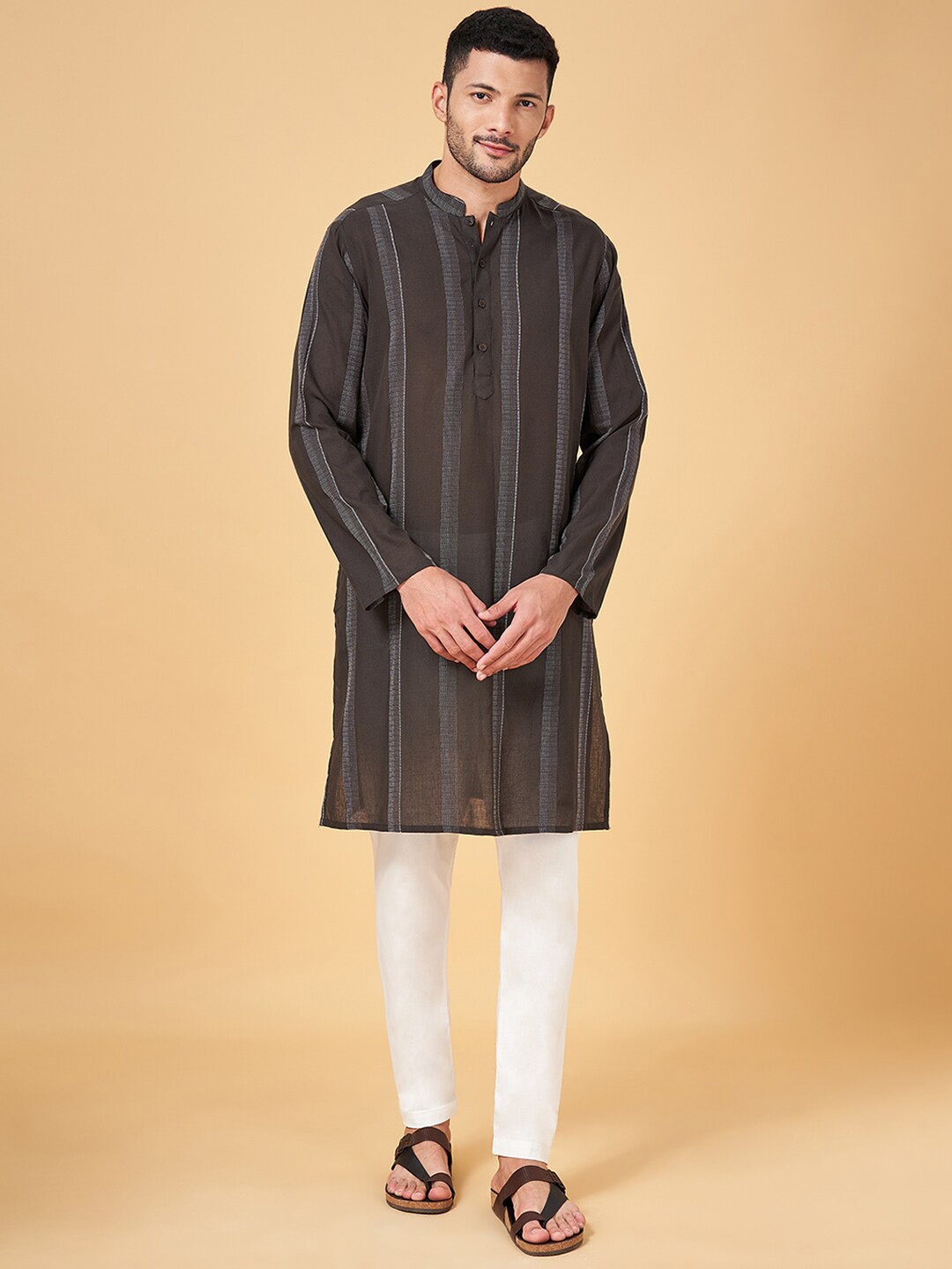 

indus route by Pantaloons Striped Printed Mandarin Collar Straight Cotton Kurta, Black