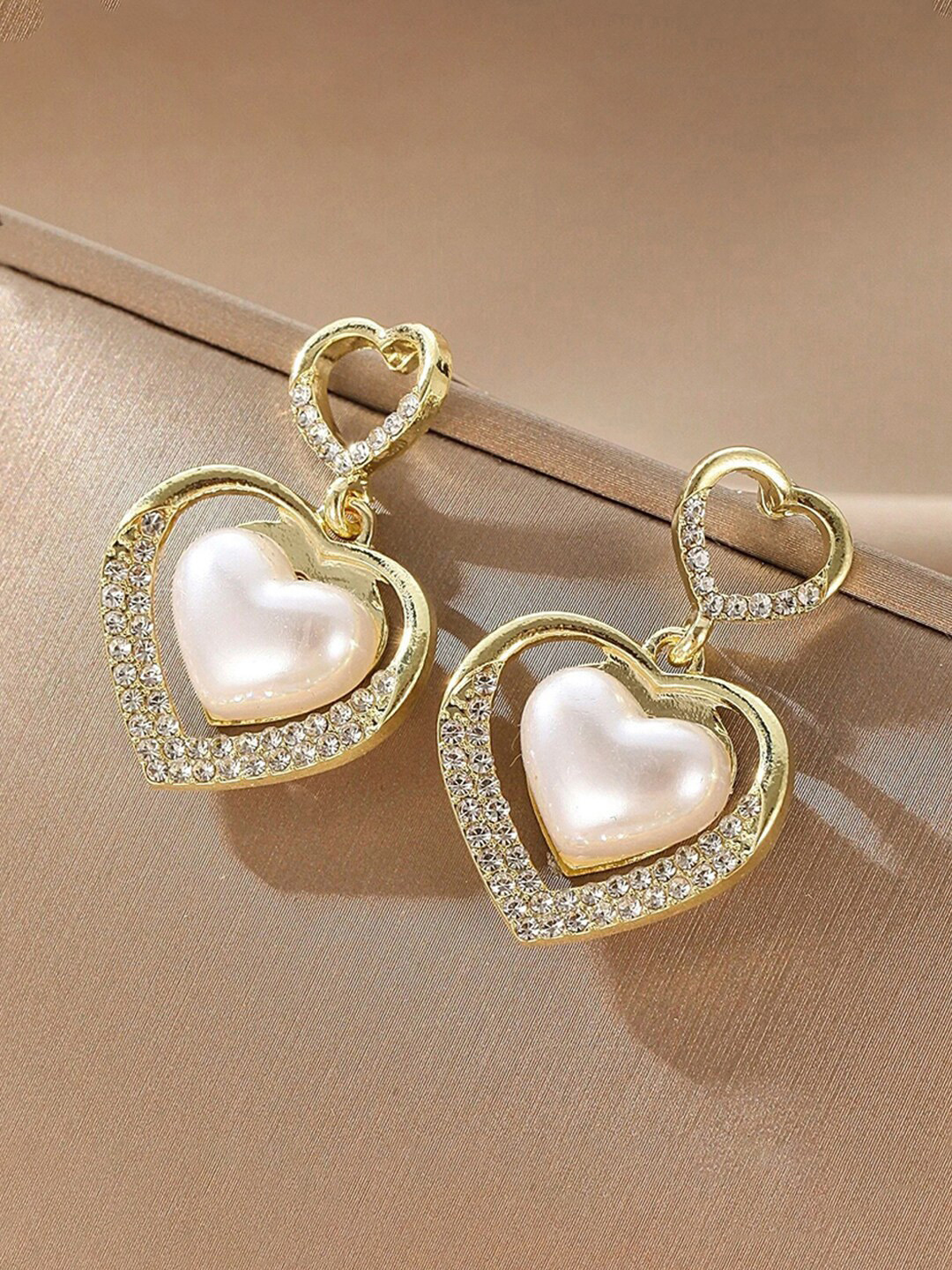 

Jewels Galaxy Gold-Plated Heart-Shaped Drop Earrings, White