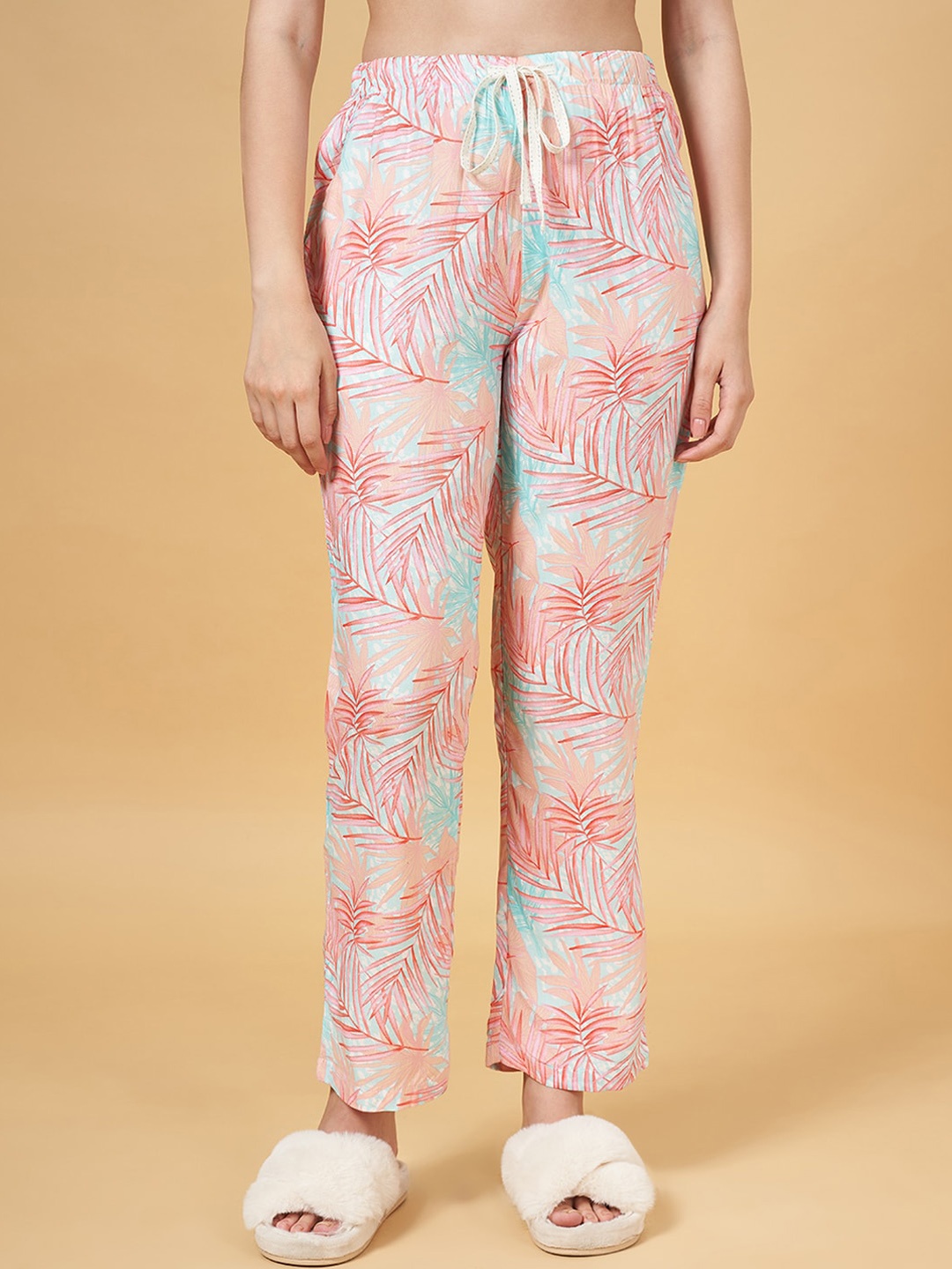 

Dreamz by Pantaloons Women Printed Lounge Pants, Pink