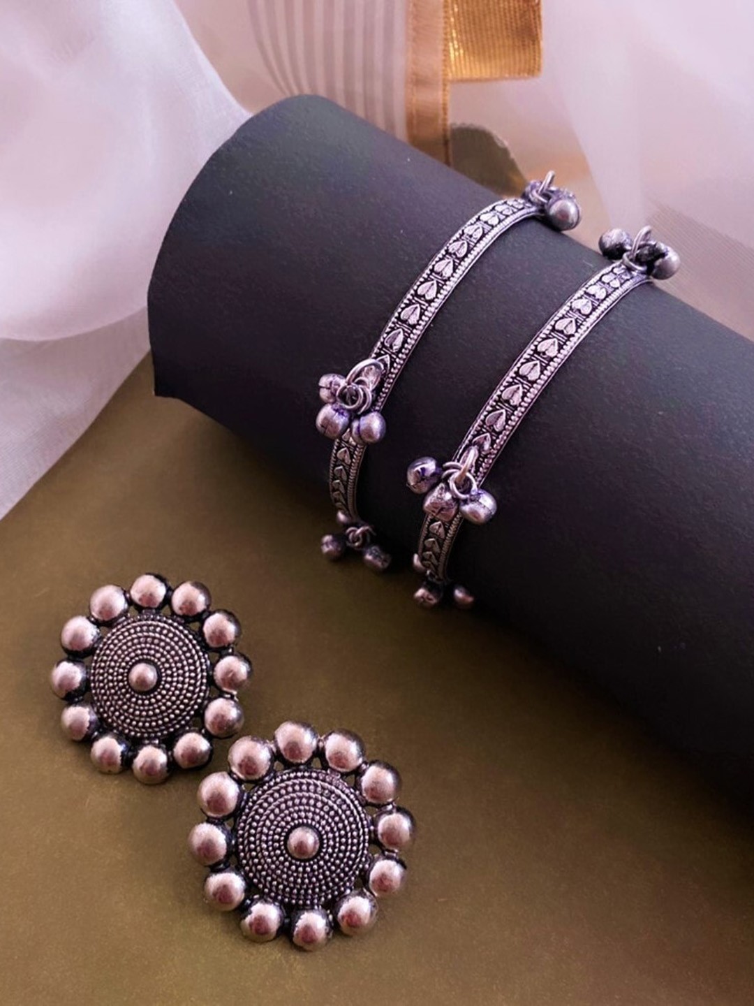 

ATIBELLE Silver-Plated Floral Shaped Bangles & Stud Earrings Jewellery Set