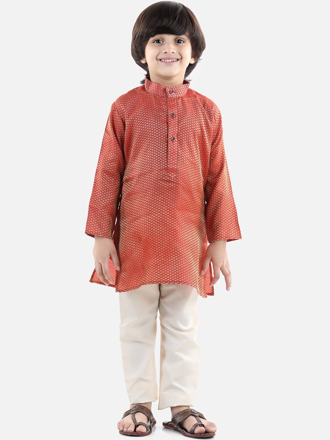 

BownBee Woven Design Regular Kurta With Pyjamas, Red