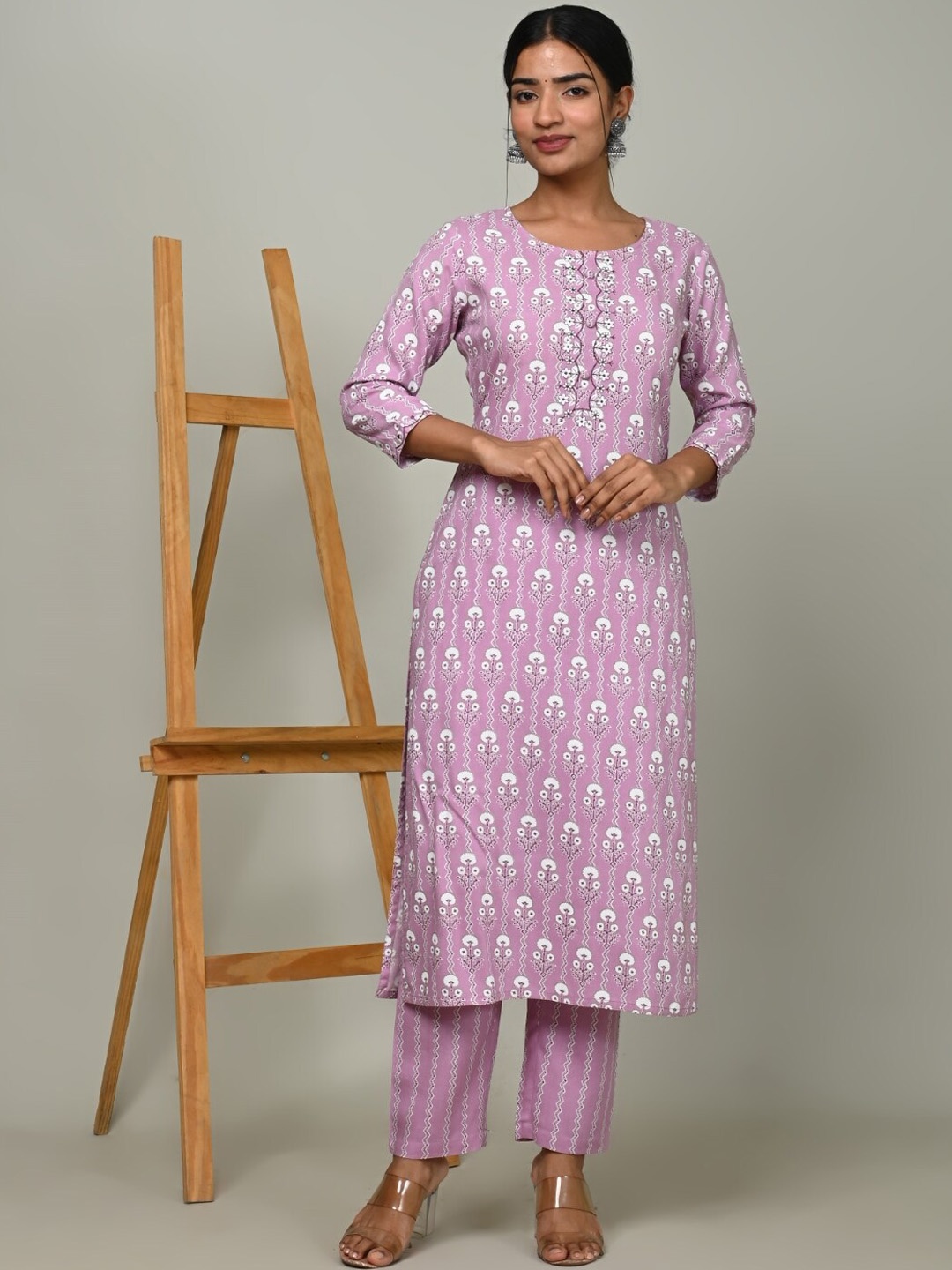 

Nishika Floral Printed Regular Thread Work Kurta with Trousers, Purple